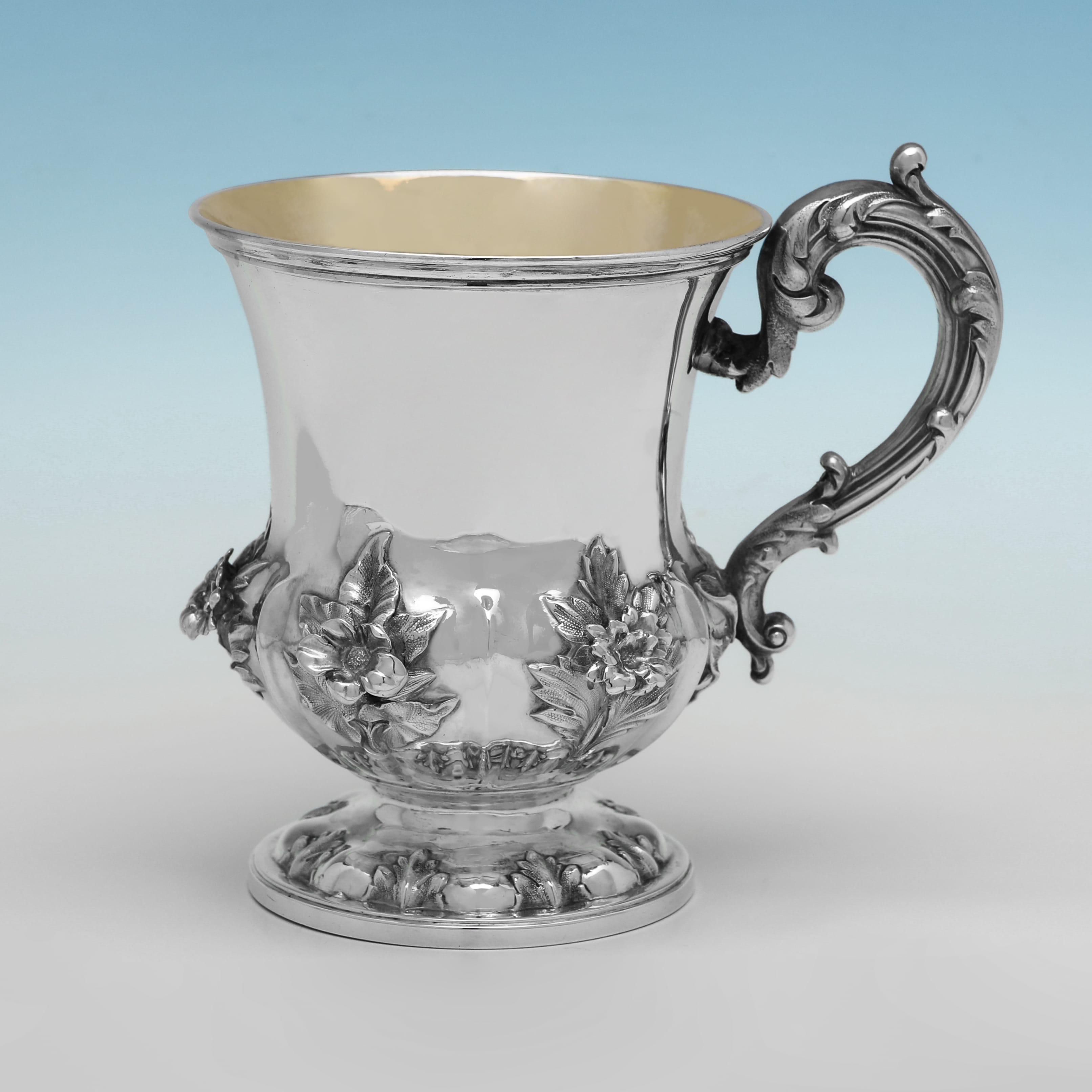 Tasse de baptême victorienne en argent sterling fabriquée par Barnards en 1842