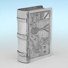 Tabatière victorienne en argent sterling en forme de livre, fabriquée à Londres en 1897.