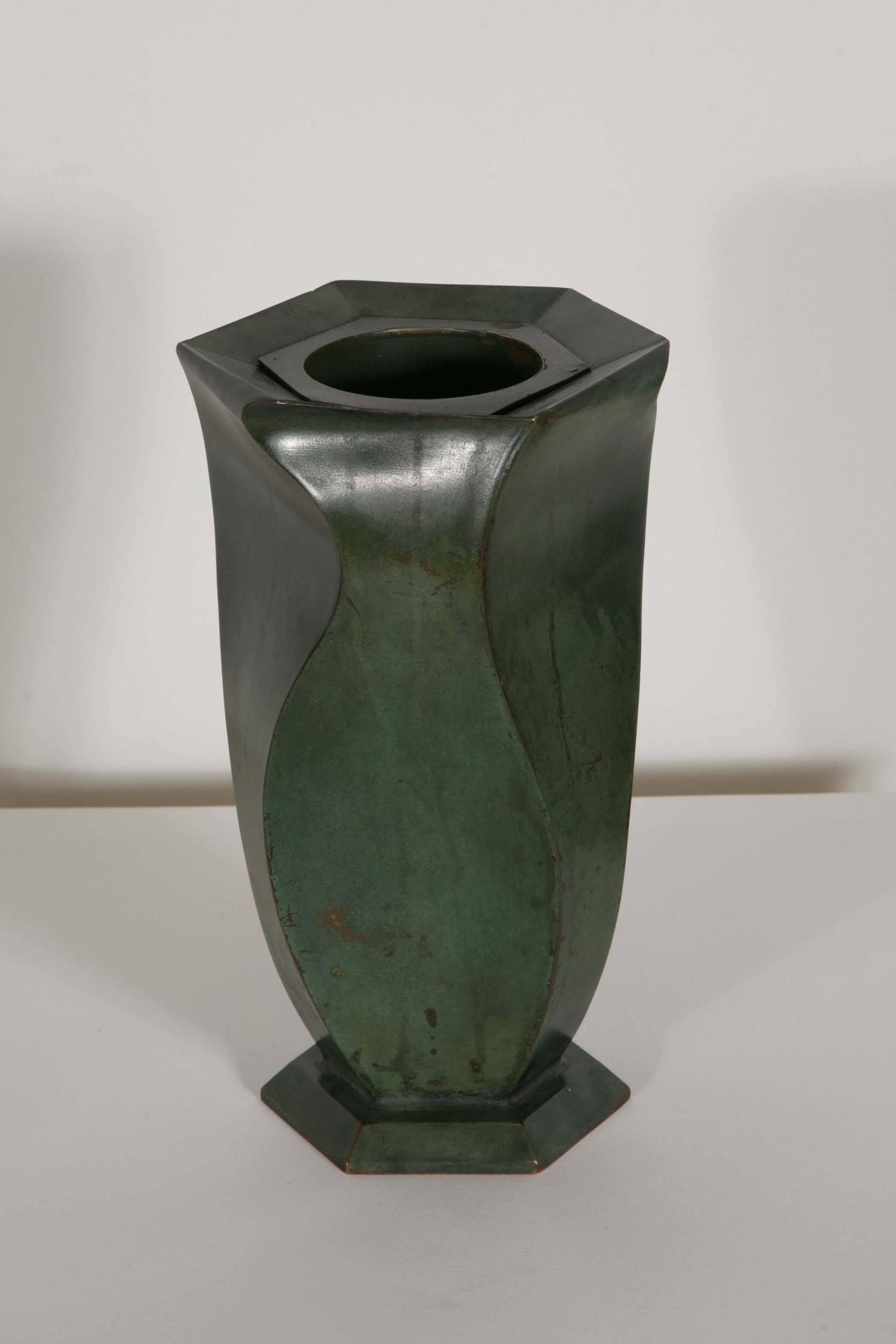 Exceptional bronze vase by Jean Dunand. Green patina.
Signed Jean Dunand below the base,
1920s.