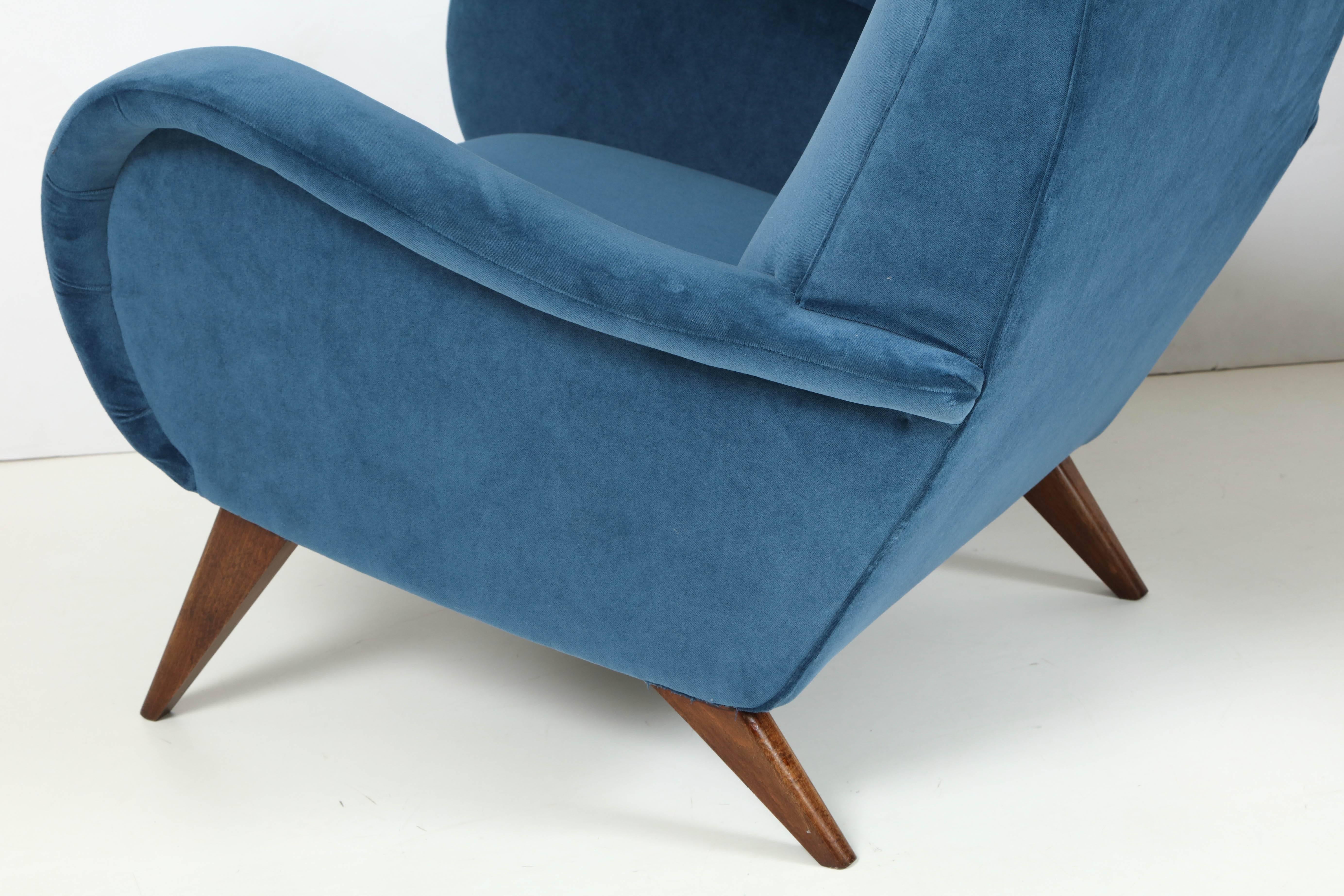 Mid-Century Modern Pair of Mid-Century Italian Marco Zanuso style Armchairs in Blue Velvet