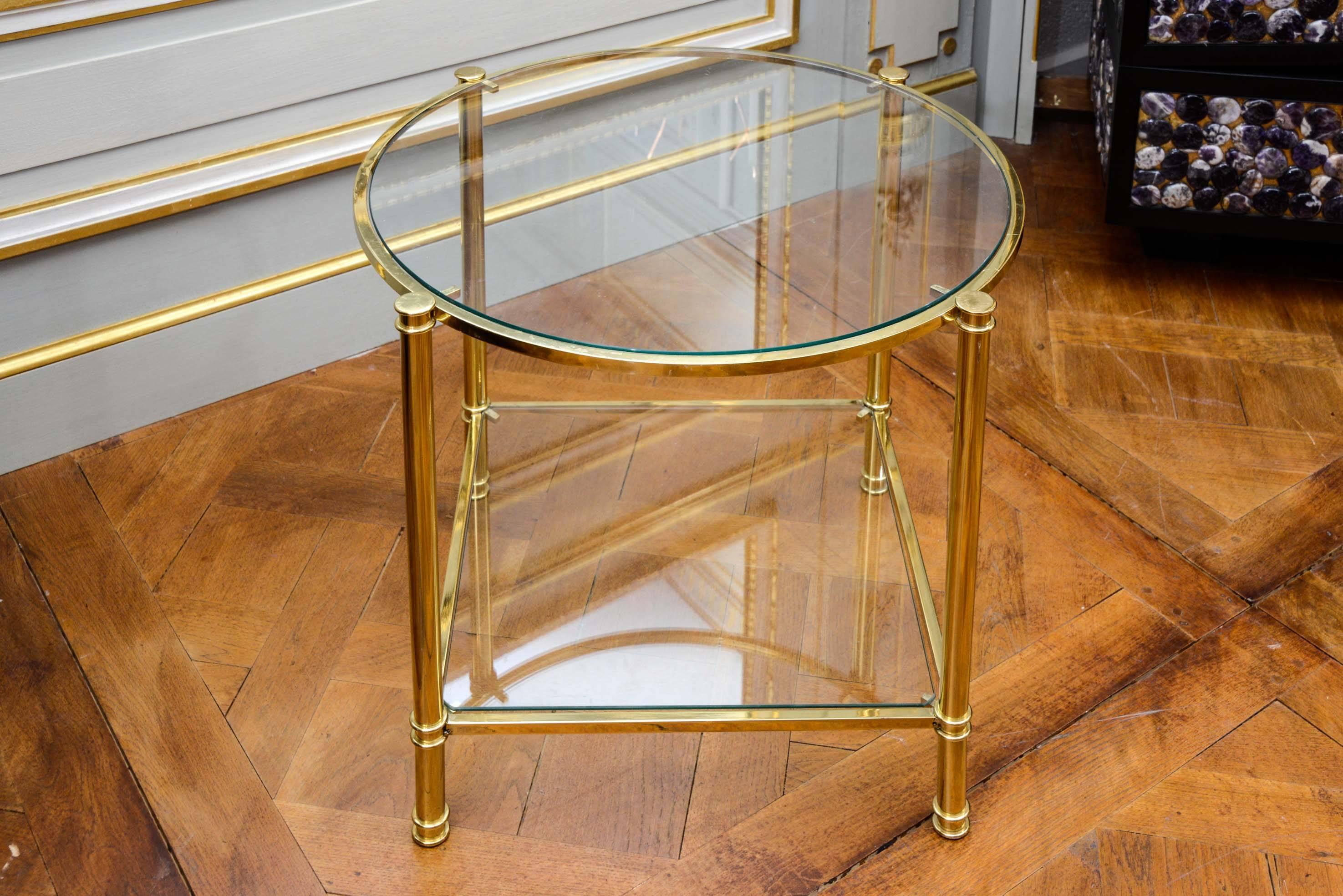 Pair of two-tier model pedestals, basement in brass.
Low tier square shape, up tier round shape
Five pairs available, coming from a French Riviera hotel.