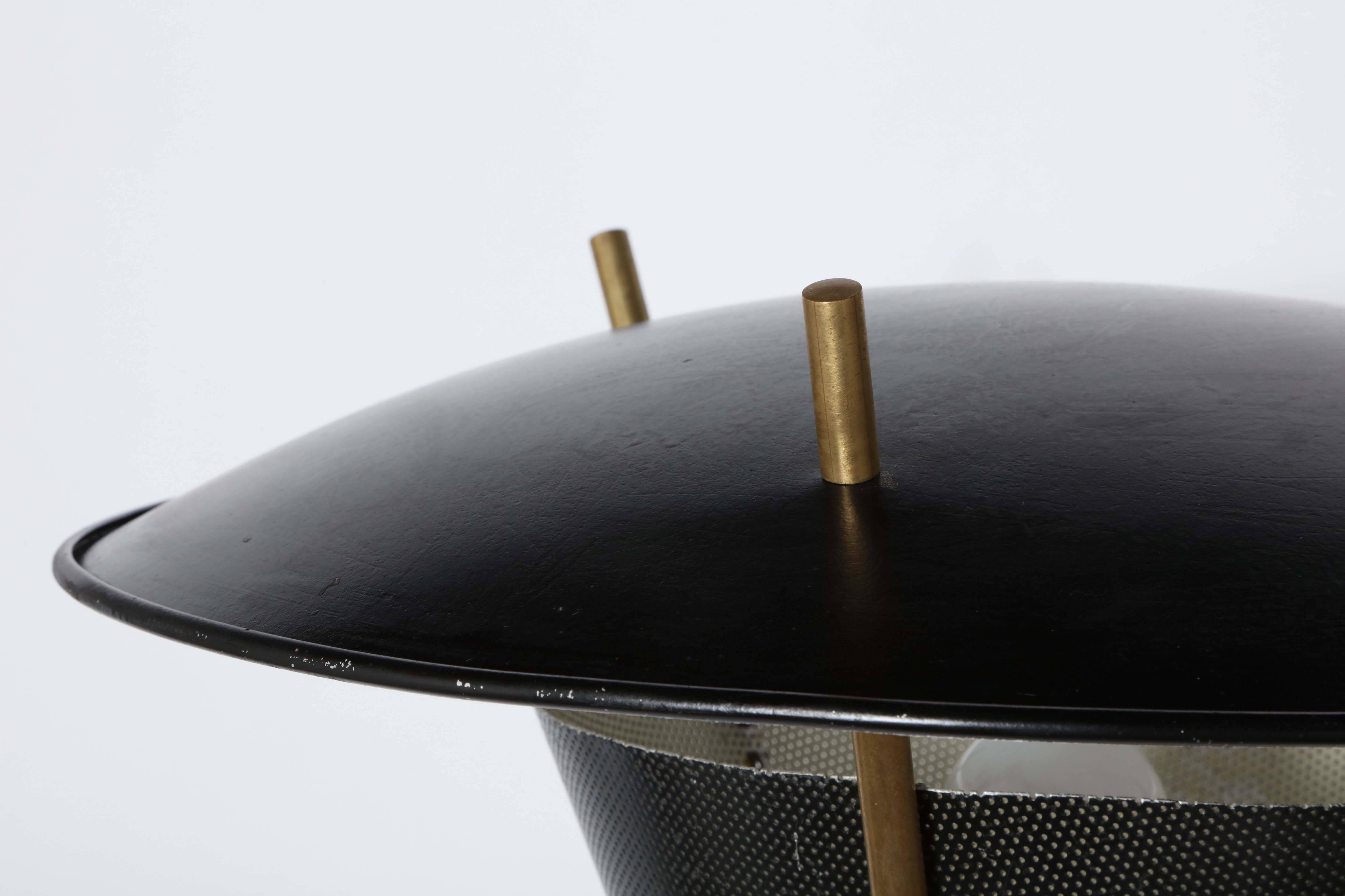 Tall Thomas Moser Black Enamel and Brass Floor Lamp with Black Shade, 1950s  In Good Condition In Bainbridge, NY