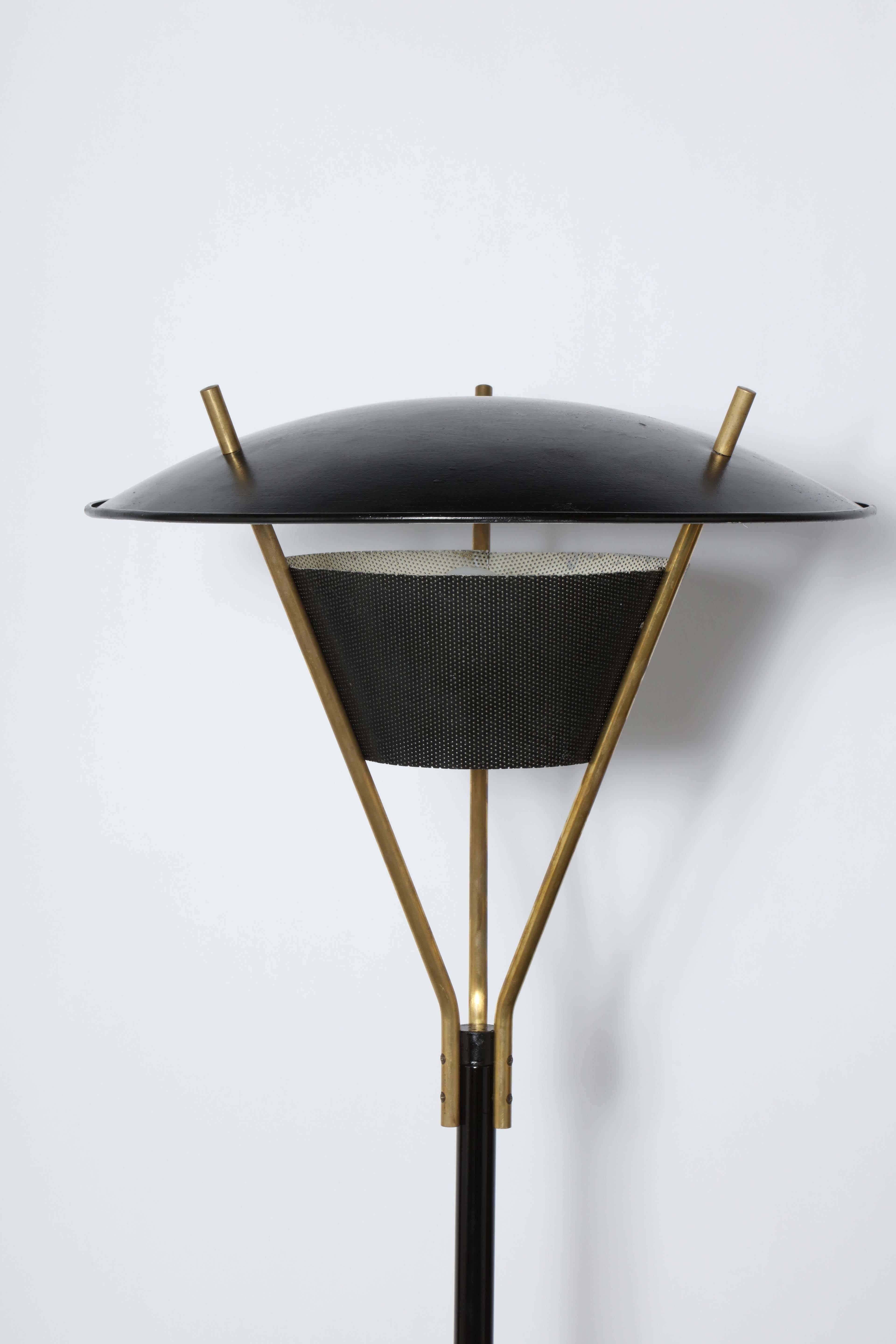 American Tall Thomas Moser Black Enamel and Brass Floor Lamp with Black Shade, 1950s 