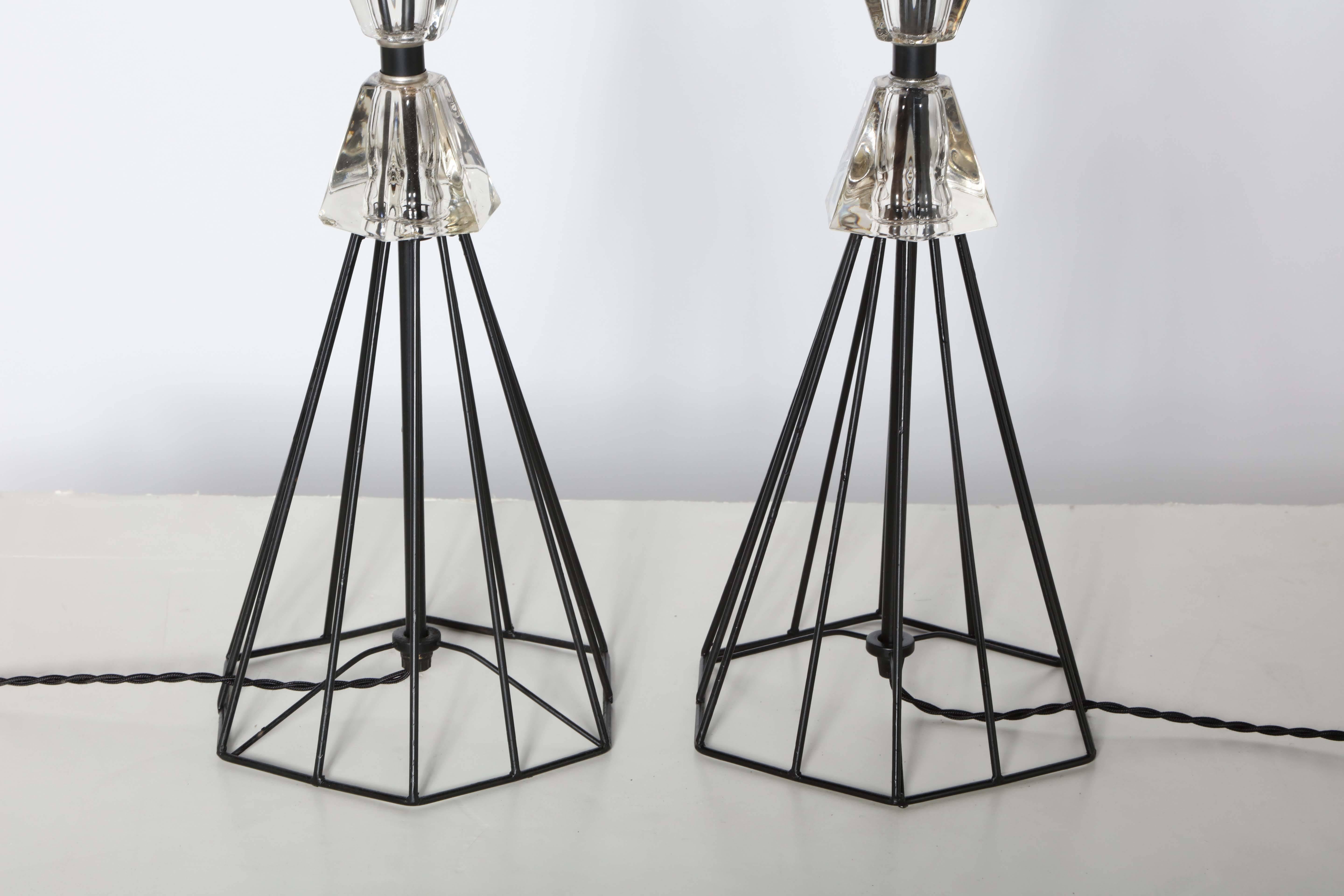 Pair of 1950s Black Wire and Crystal Lamps 2