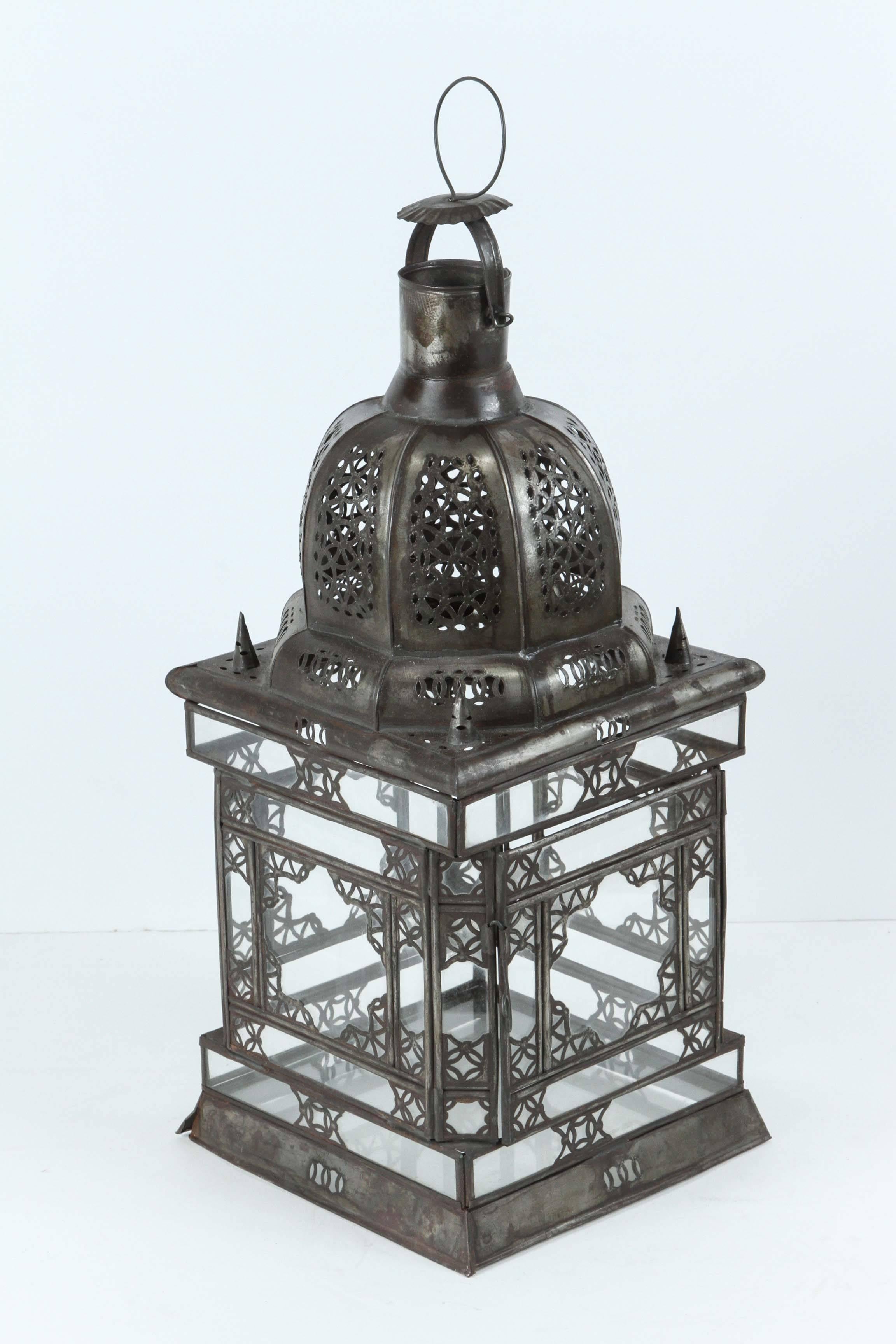 Moroccan Moorish Clear Glass Lantern with Filigree Design For Sale 2