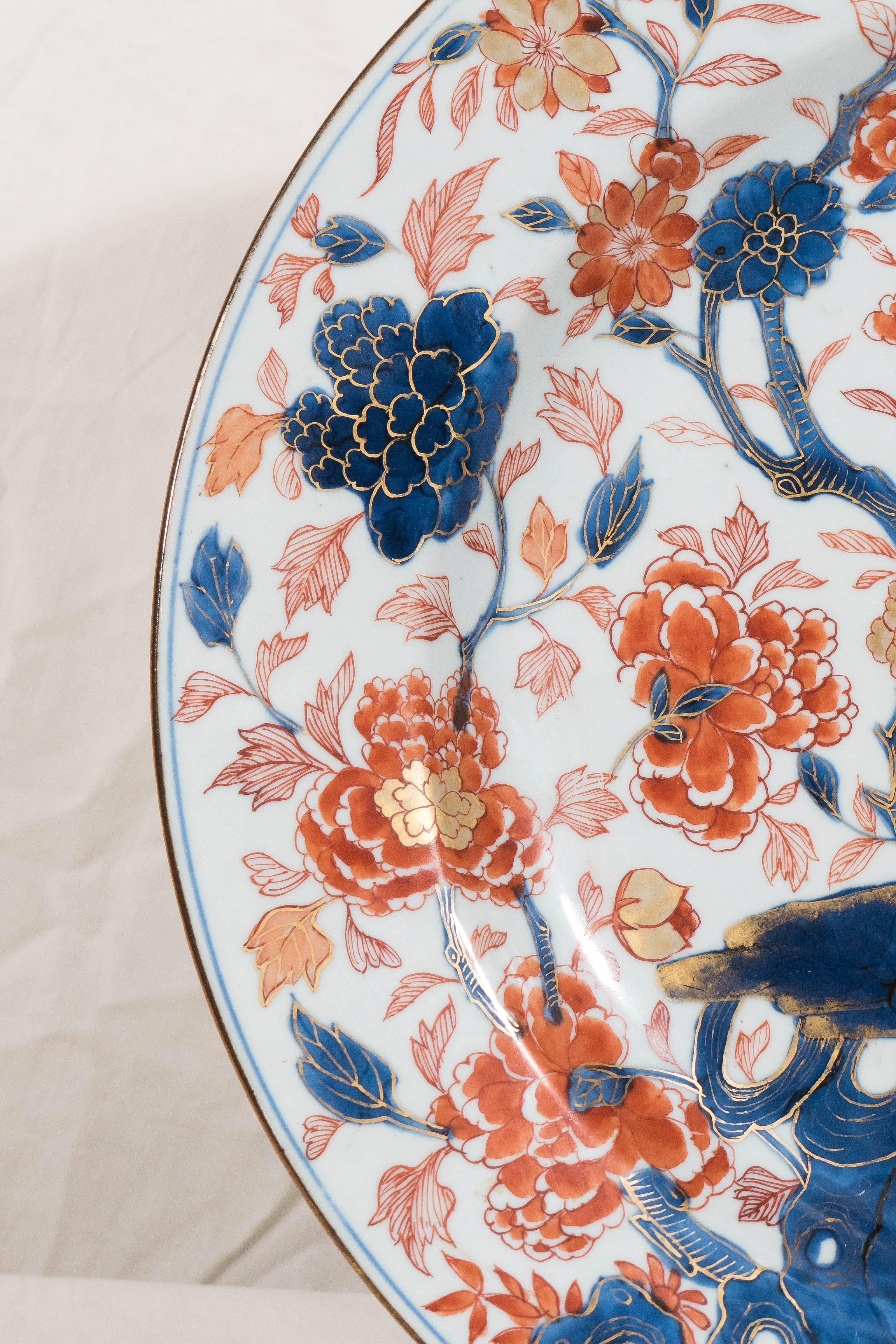 Large Chinese Porcelain Imari Charger In Excellent Condition In Katonah, NY