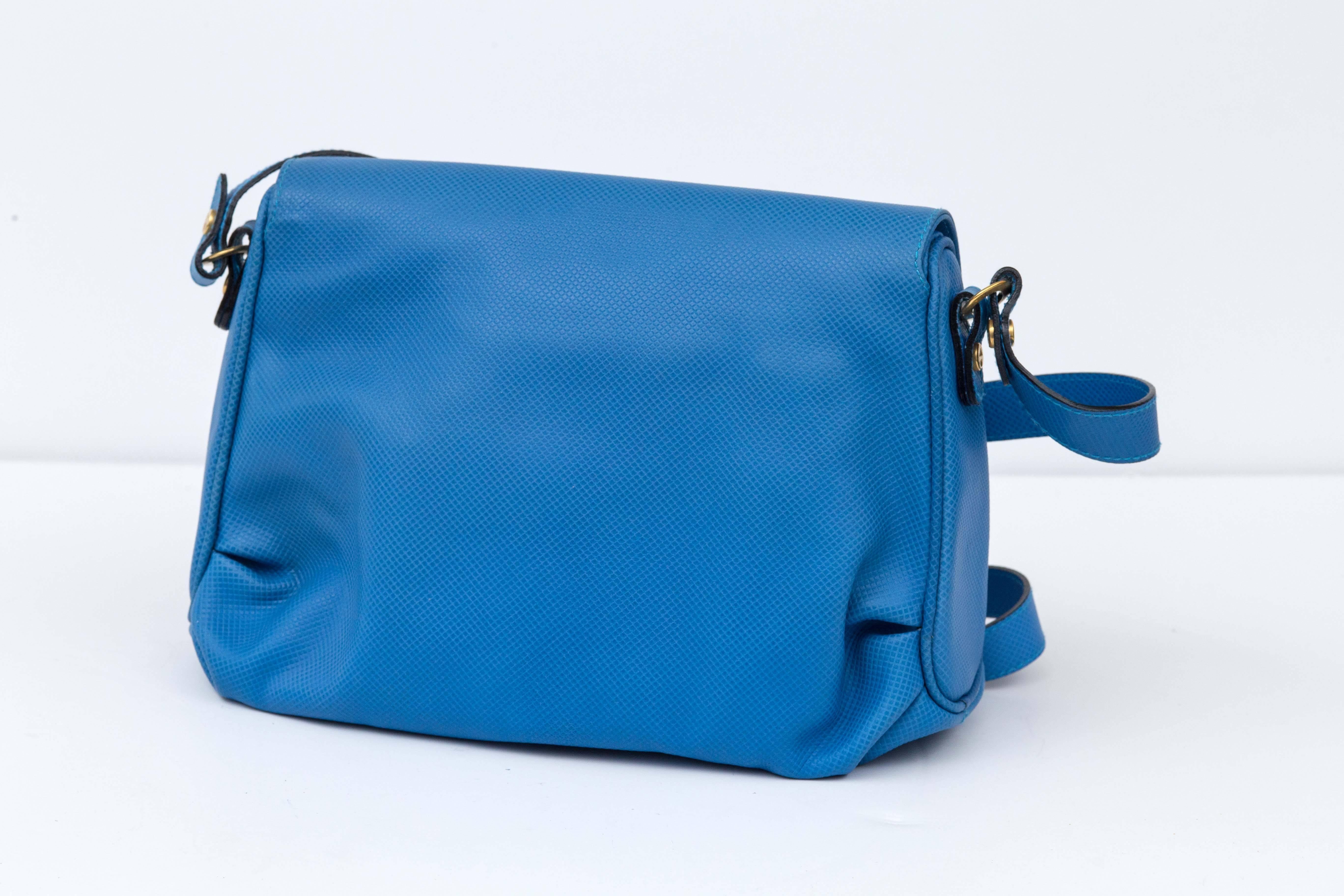 Italian Cyan Blue Bottega Veneta Made in Italy Handbag, Simple Elegance