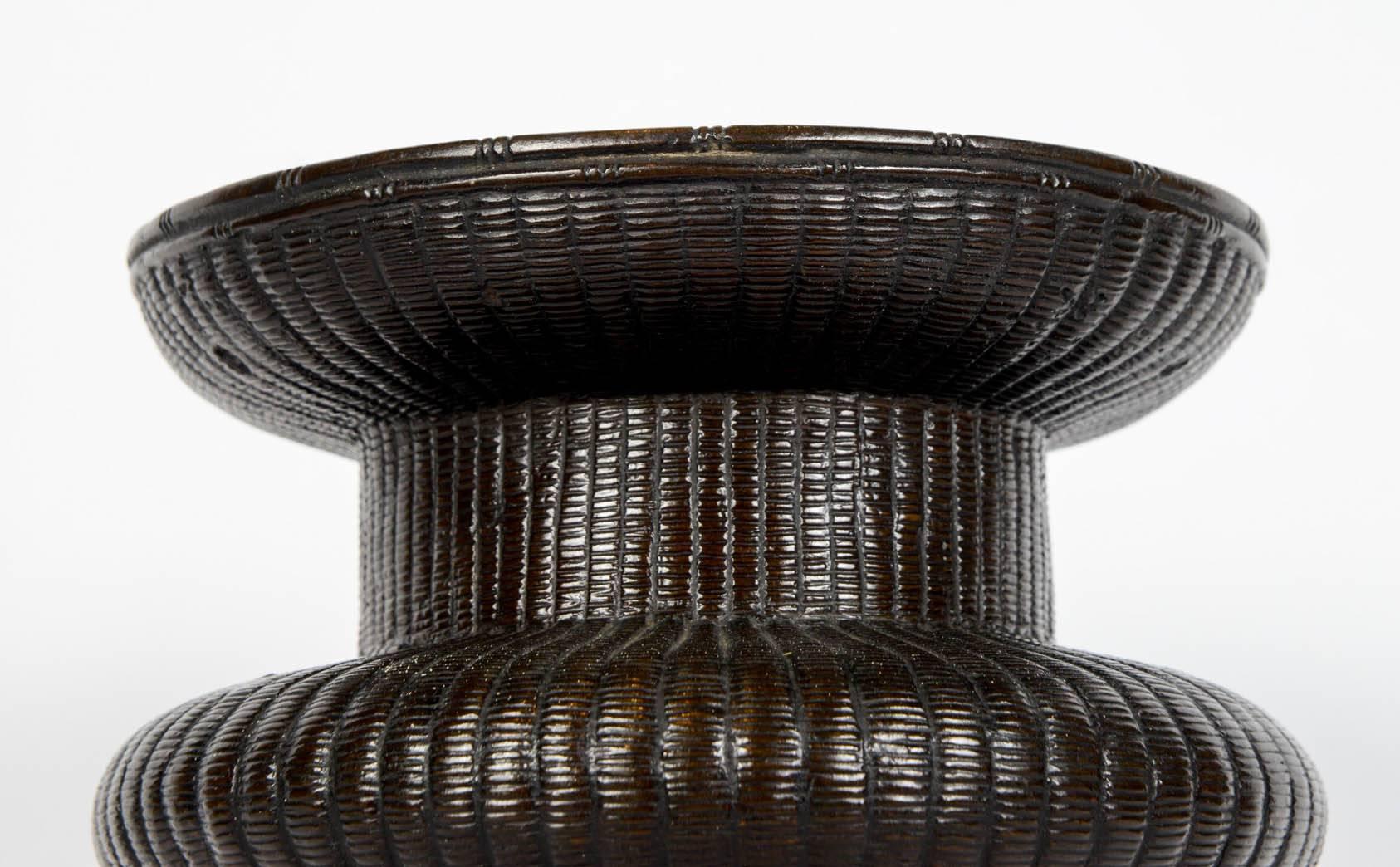 Mid-18th Century 18th Century Japanese Ikebana Bronze (Vase) For Sale