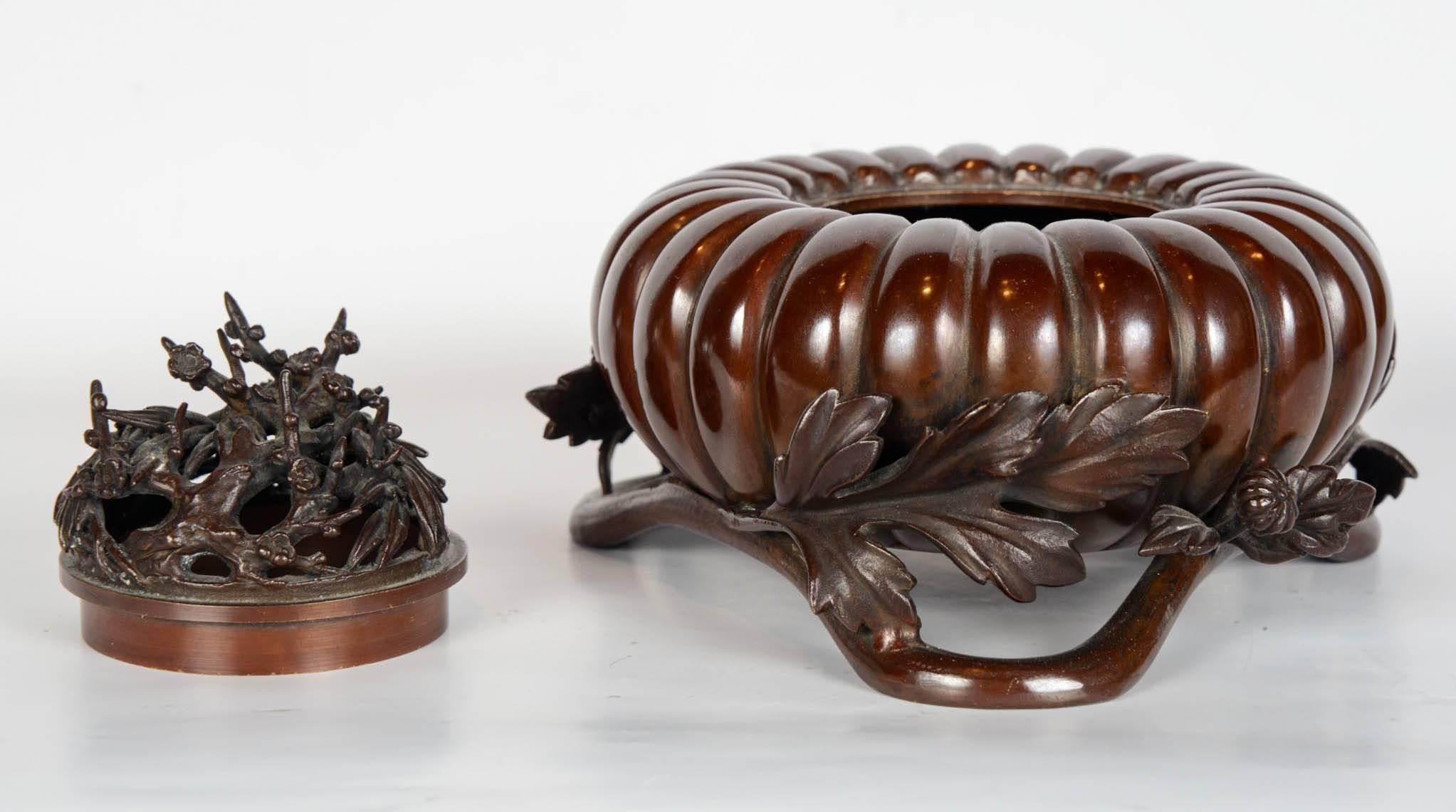 19th Century Meiji Japanese Bronze Pumpkin Incense Burner (Brûle Parfum) 1
