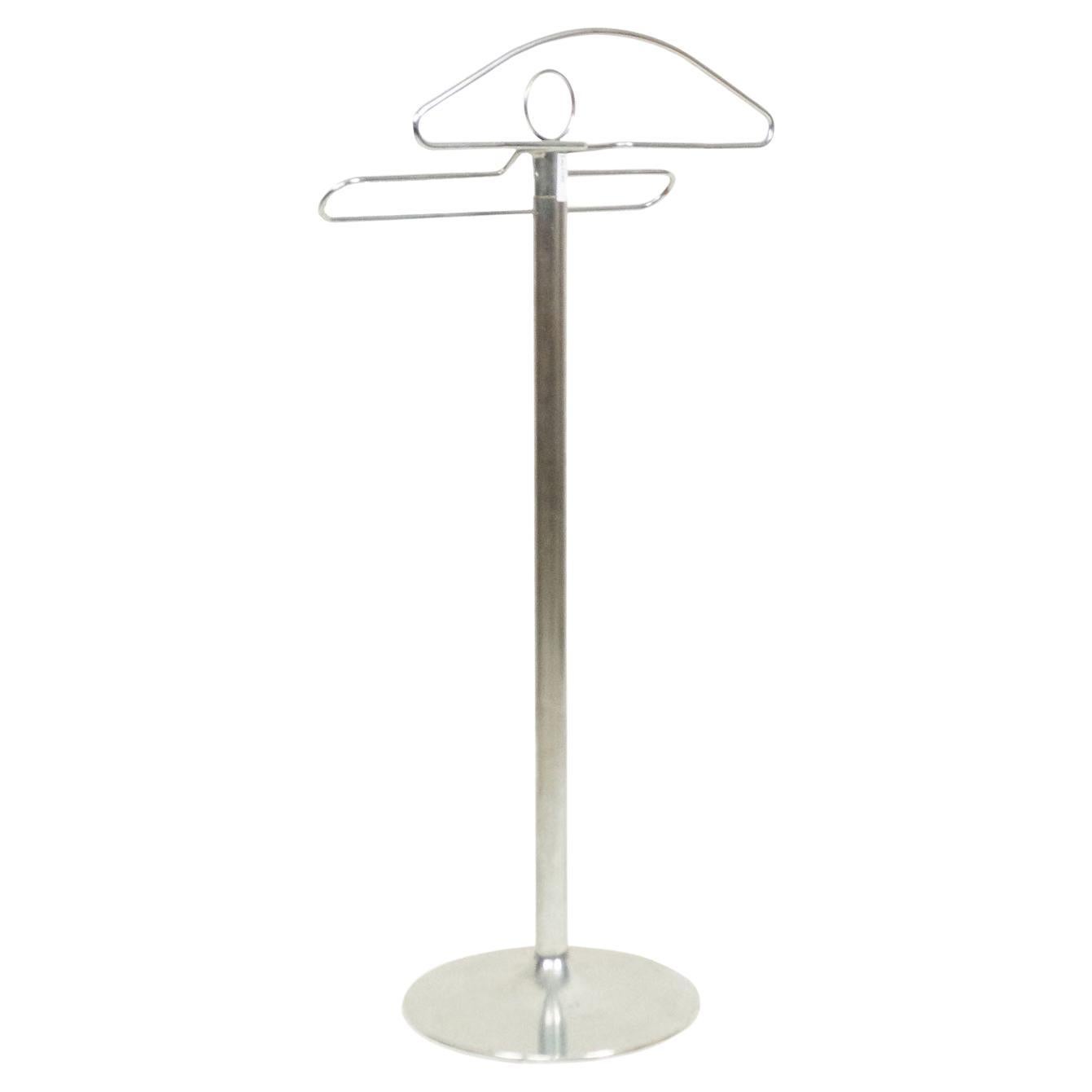 Valet-Ständer im Mid-Century-Modern-Stil aus versilbertem Metall, runder Sockel, USA