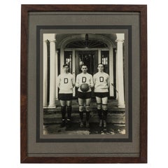 Foto d'epoca in bianco e nero della squadra di basket di Deerfield, fine del XIX secolo