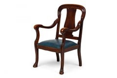 Sillón victoriano inglés de caoba con patas de garra y respaldo de tablilla Asiento de vinilo azul