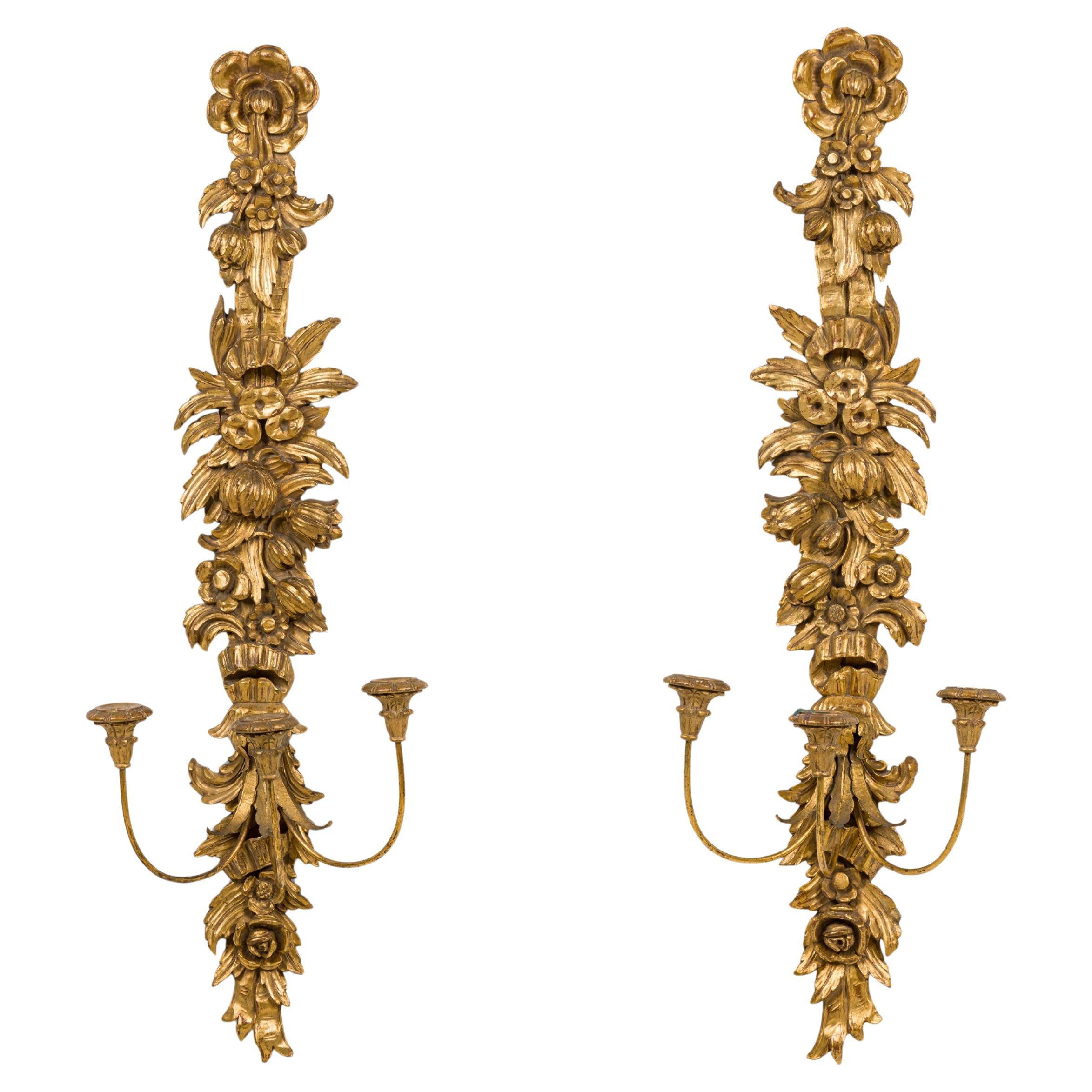 19th Century French Louis XV Giltwood Wall Sconces with Floral Carving For Sale