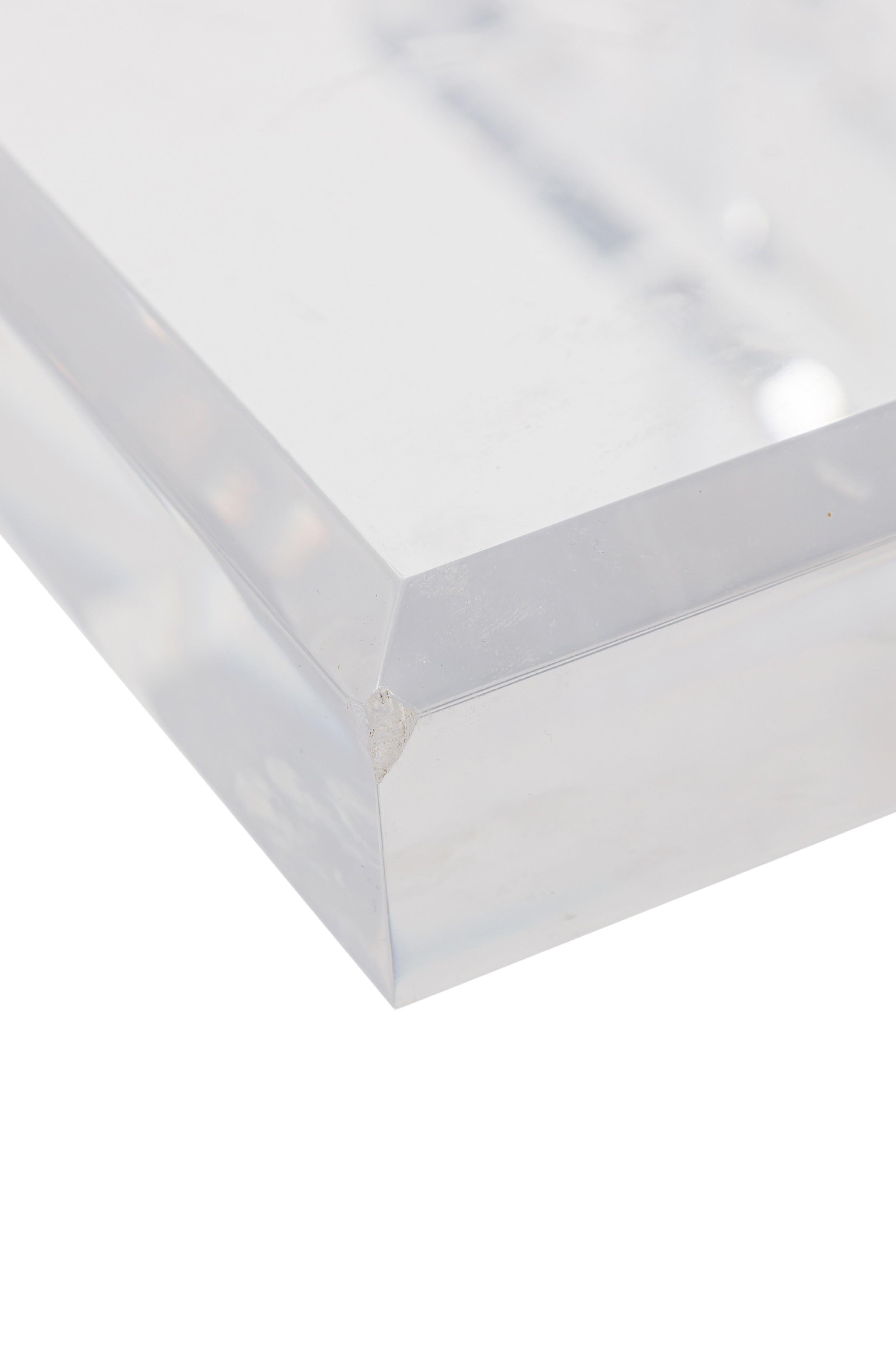 20ième siècle GEOFFREY BRADFIELD American Contemporary Lucite Center Table en vente