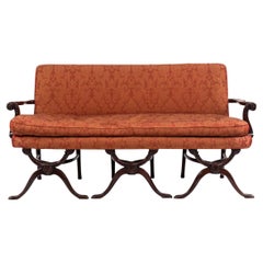 Englisches georgianisches Mahagoni-Sofa, gepolstert, mit X-förmigen Beinen, um 1740