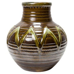 Mid-Century Modern Ribbed Green Zig-Zag Ceramic Vase by A. Pittalis
