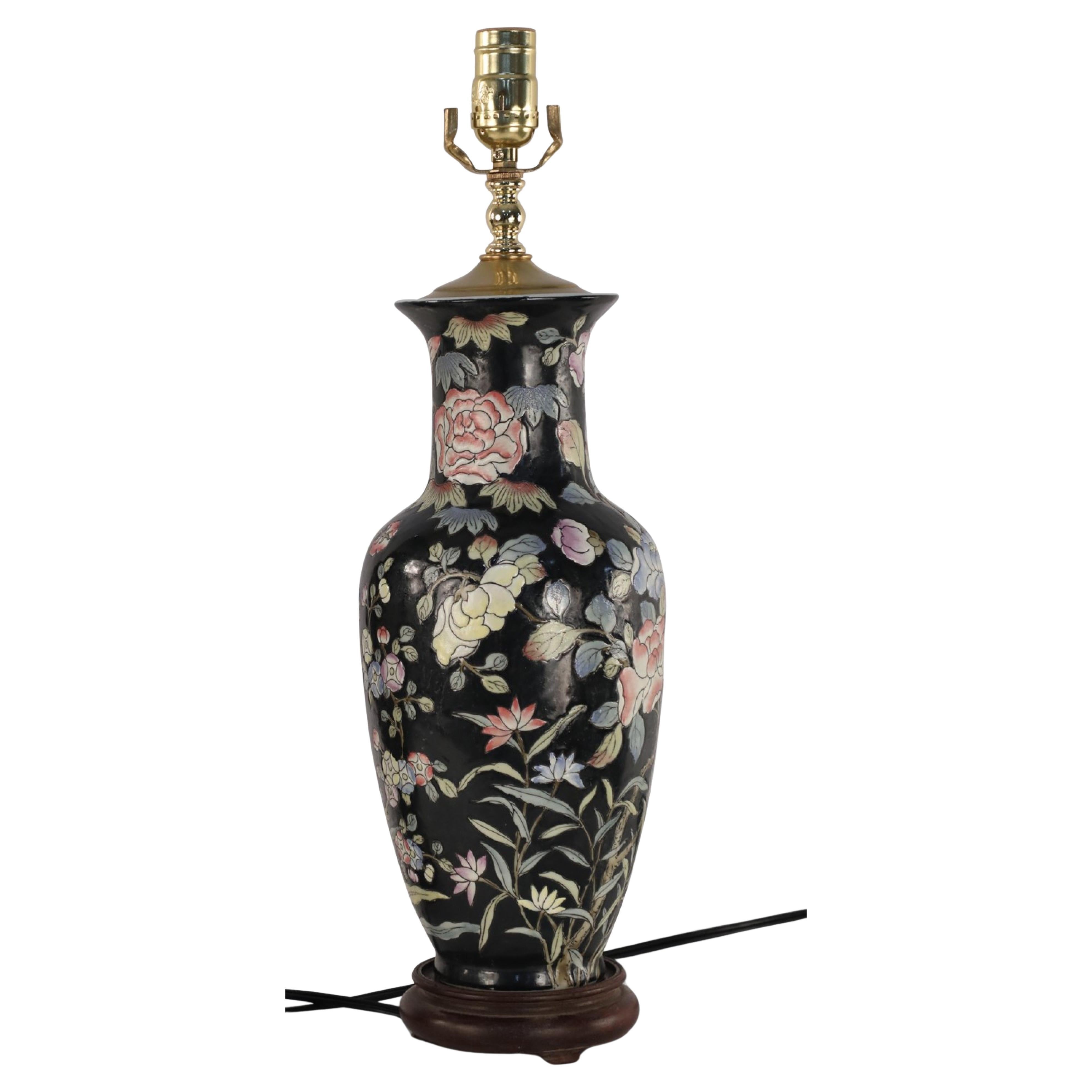 Chinese Black and Floral Motif Table Lamp