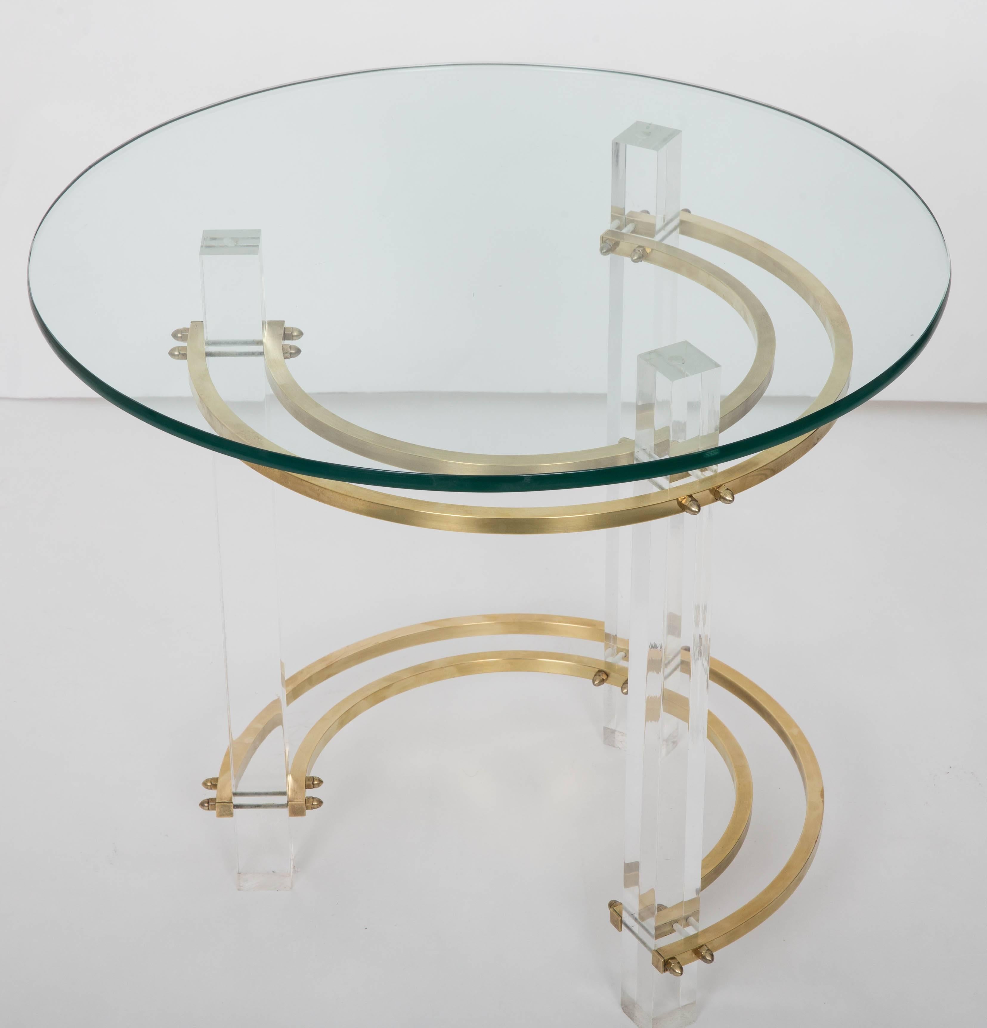 Pair of Charles Hollis Jones Brass & Lucite End Tables  In Good Condition For Sale In New Hyde Park, NY