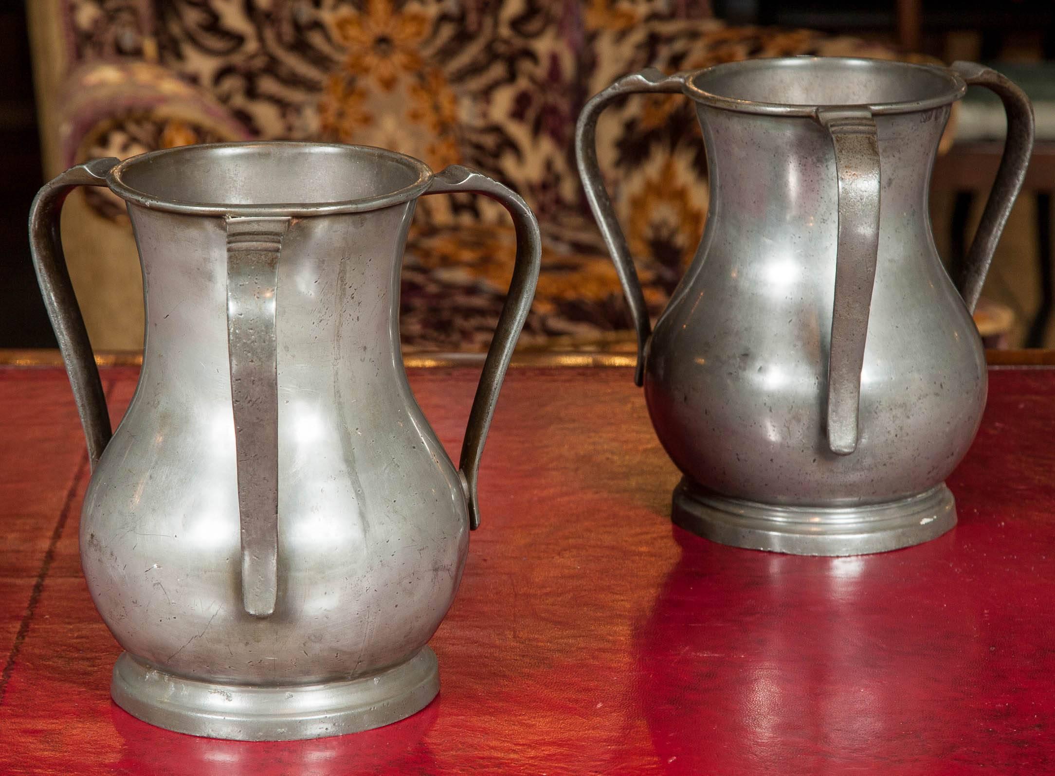 Pair of 18th Century Passing Cups, Silver pitchers, circa 1775 For Sale 1