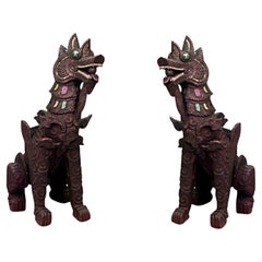 Par de perros Foo chinos tallados del siglo XIX, con adornos de cristal, estilo de exportación
