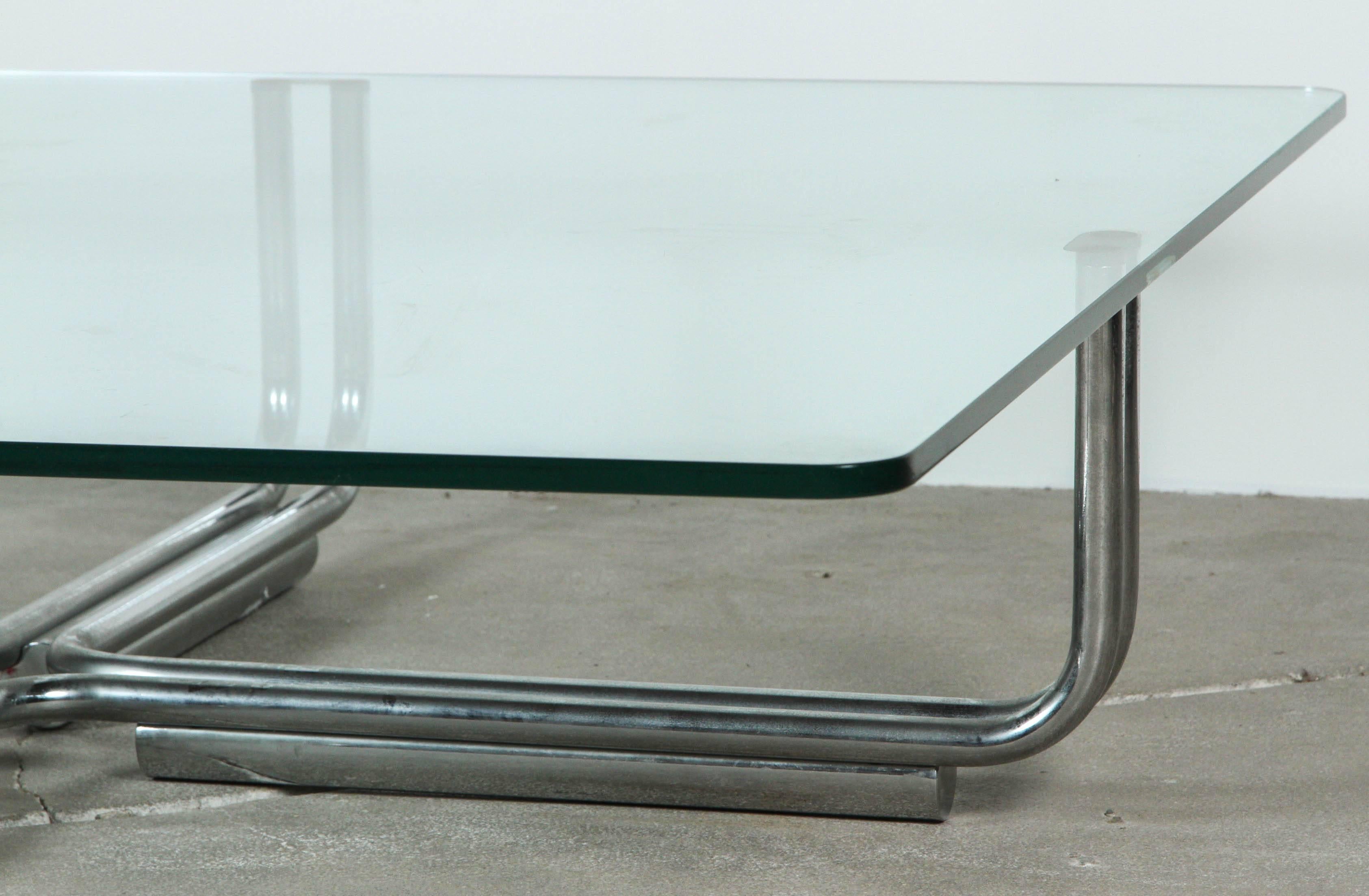 Gianfranco Frattini for Cassina Glass and Chrome Coffee Table In Excellent Condition In Los Angeles, CA