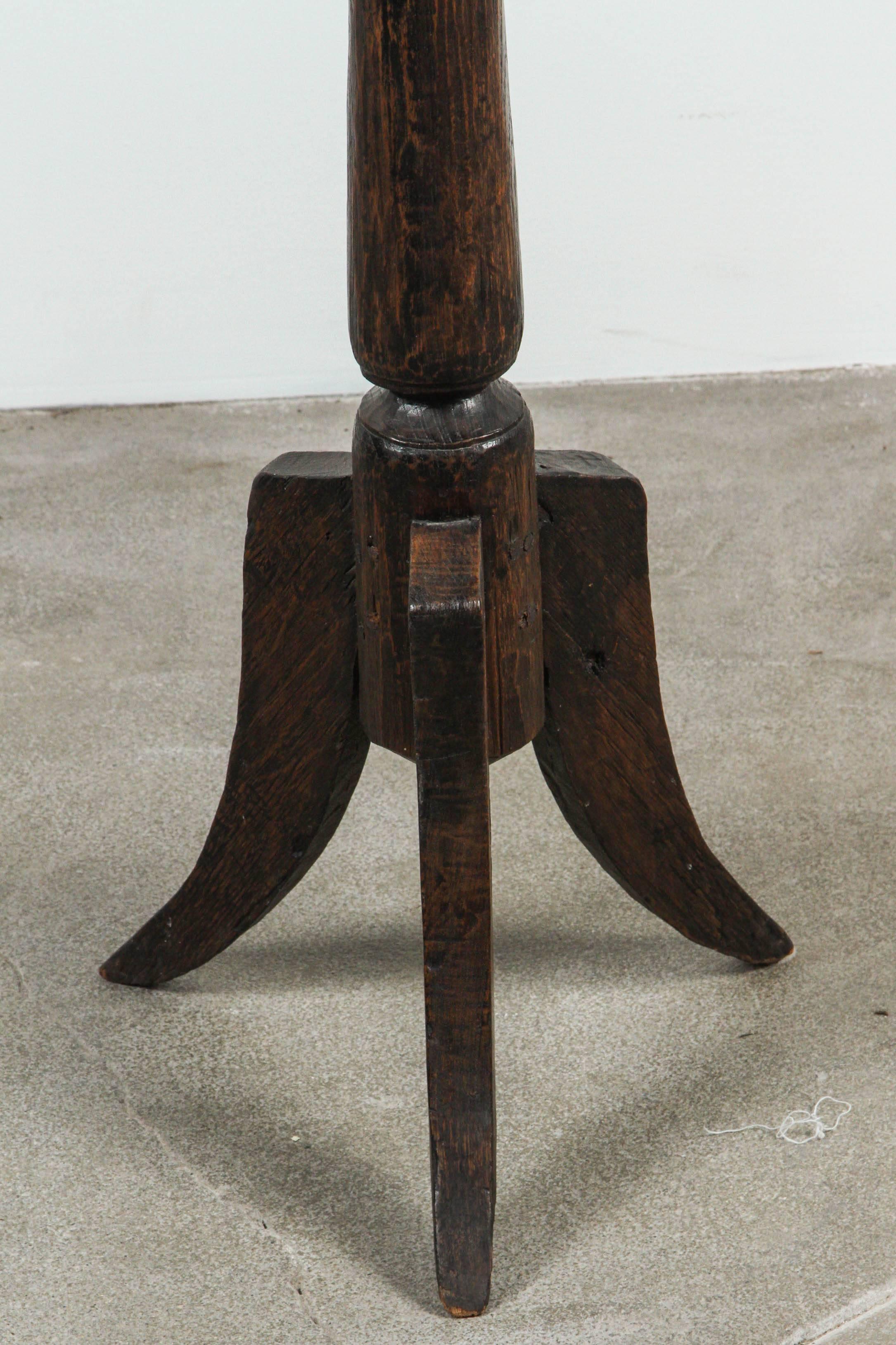 Unknown Primitive Pedestal Side Table