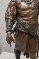 Bronze français du XIXe siècle représentant un guerrier sarrasin, signé par l'artiste