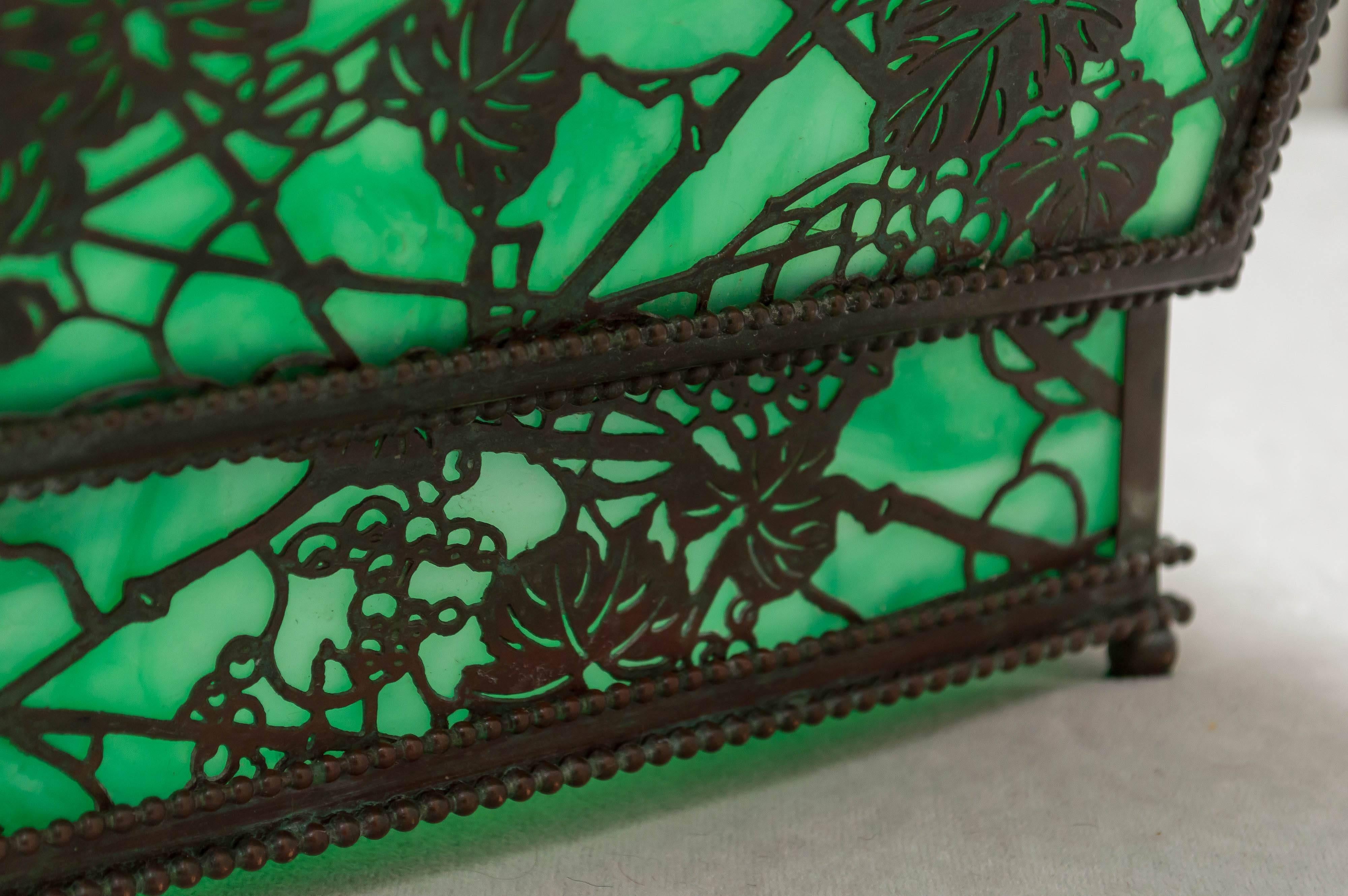 Art Glass Tiffany Studios Grapevine Pattern Box