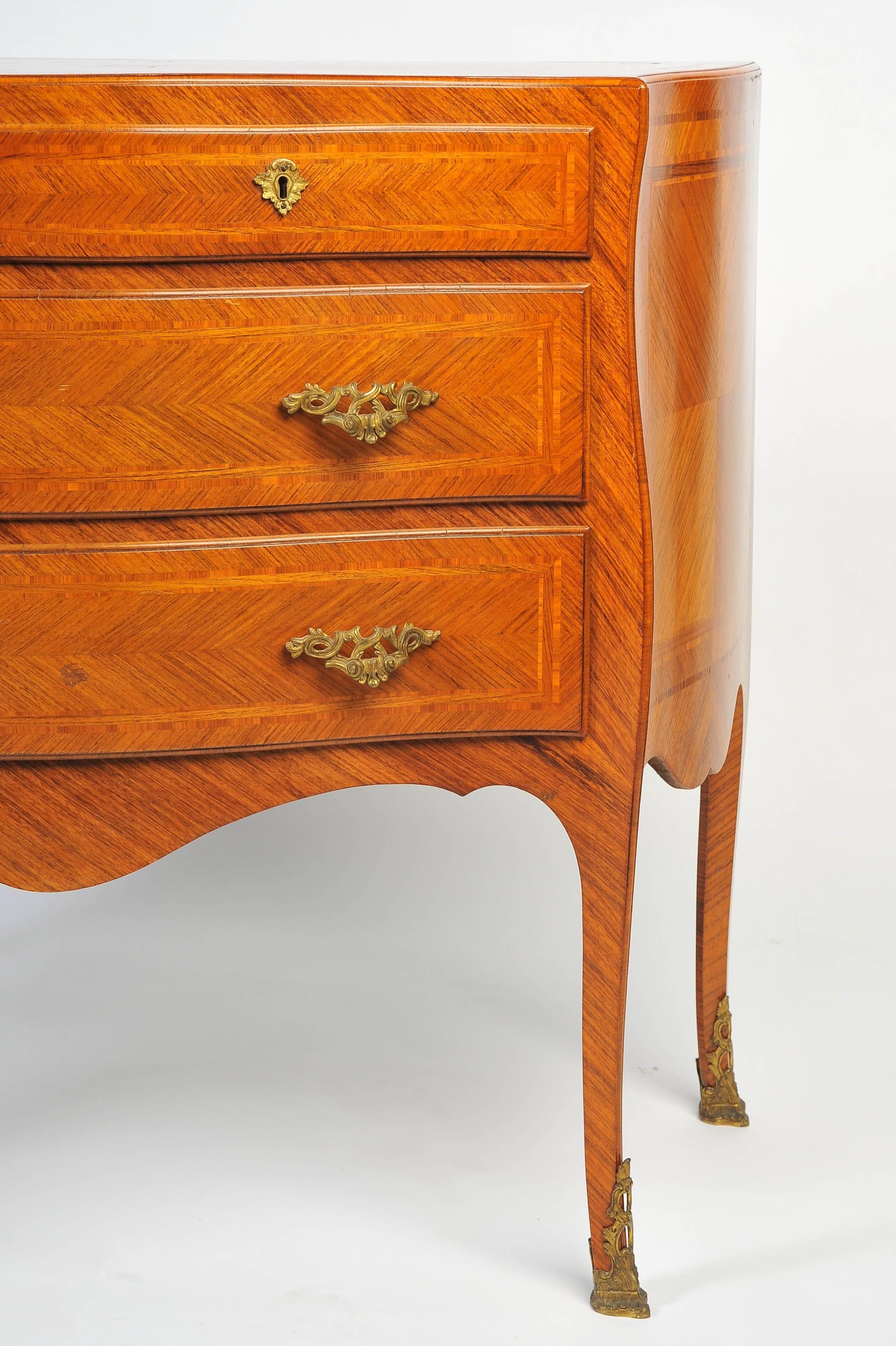 Veneer Pair of French Commodes