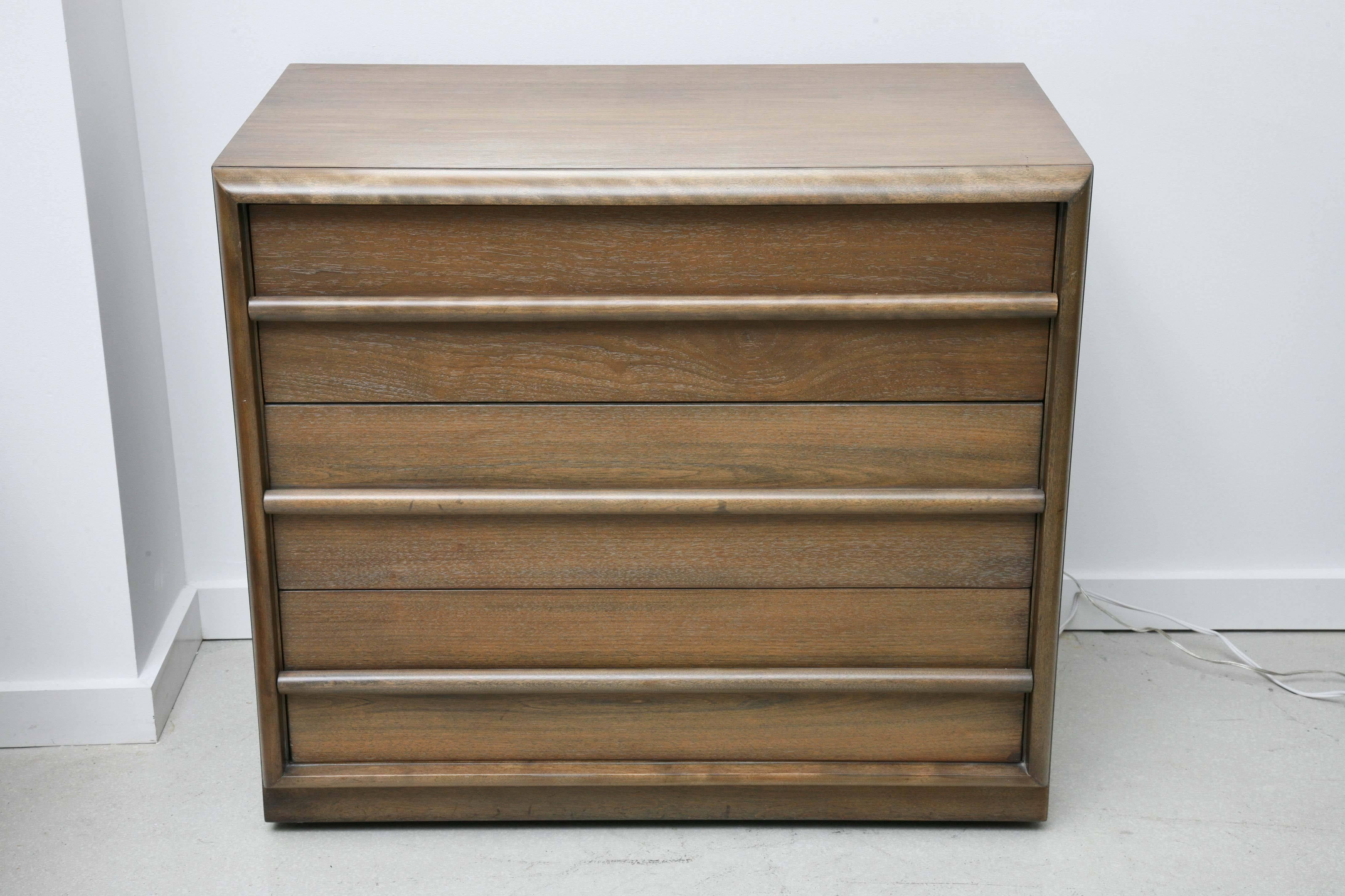 American Pair of Mid-Century Modern Chests by Robsjohn-Gibbings For Sale