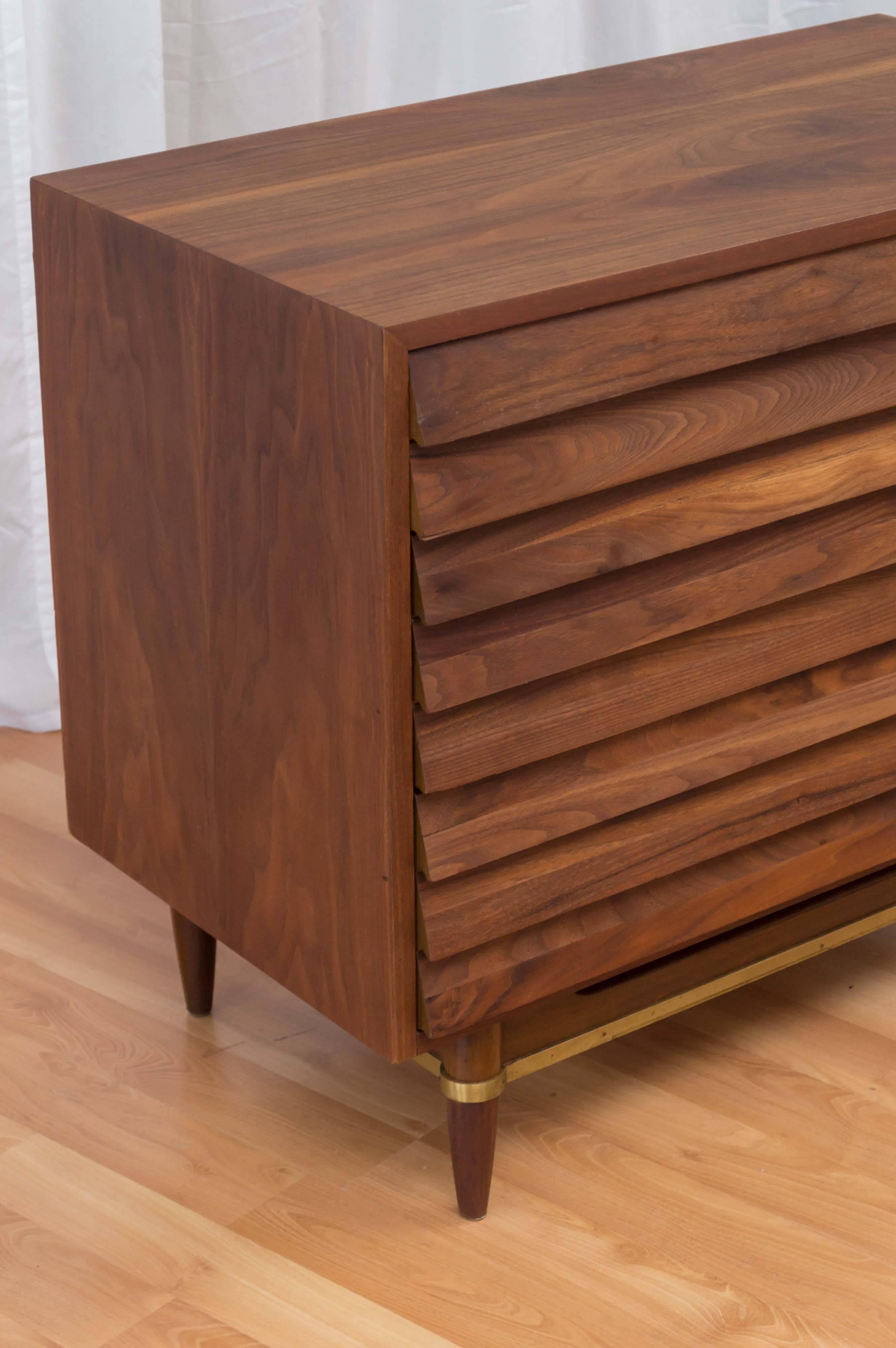 Mid-Century Modern “Dania” Walnut Dresser by Merton Gershun for American of Martinsville **ON SALE