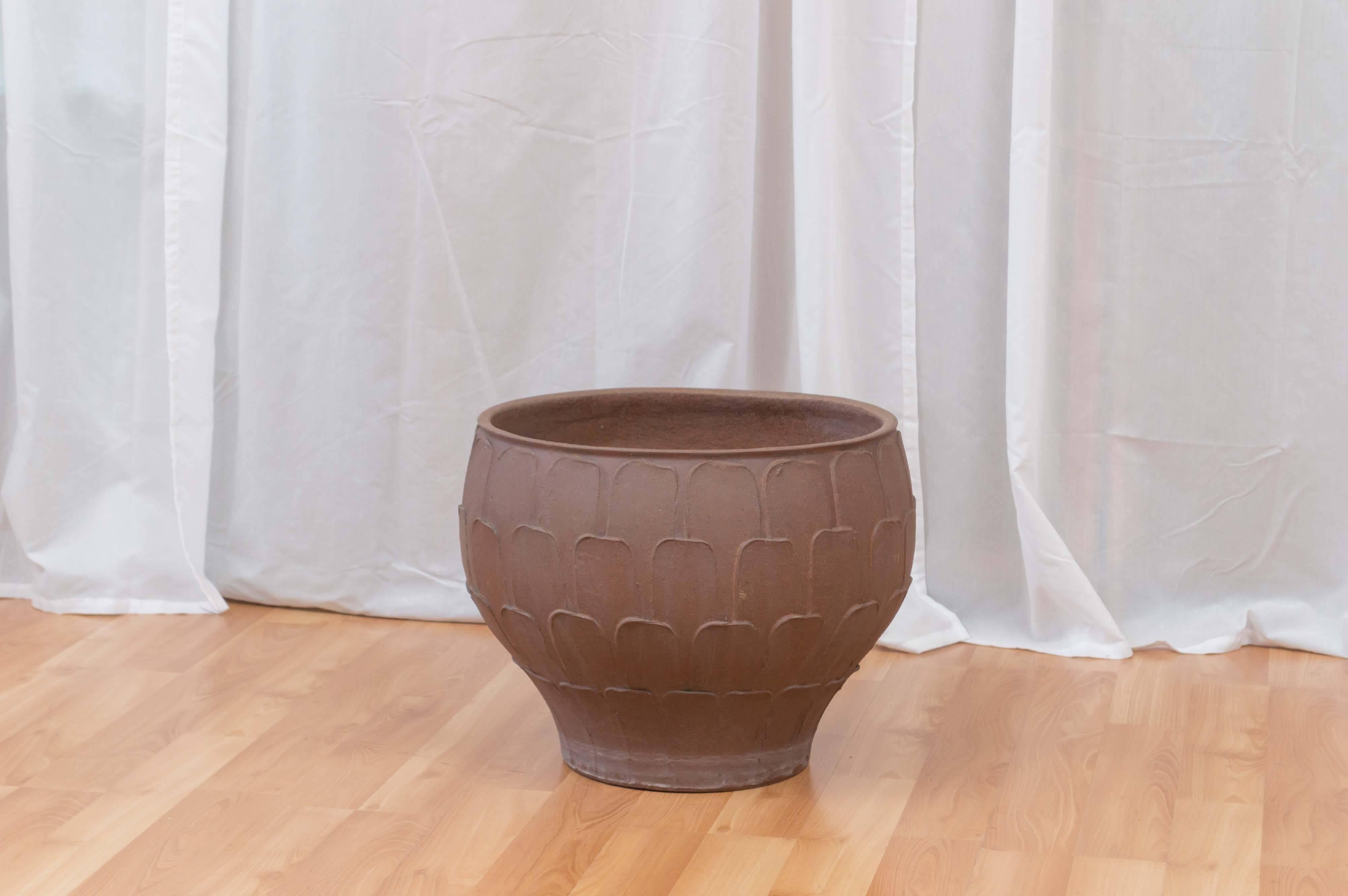 A Classic California Modern planter, circa 1960s by David Cressey for Architectural Pottery. This design is known by dealers and collectors as 
