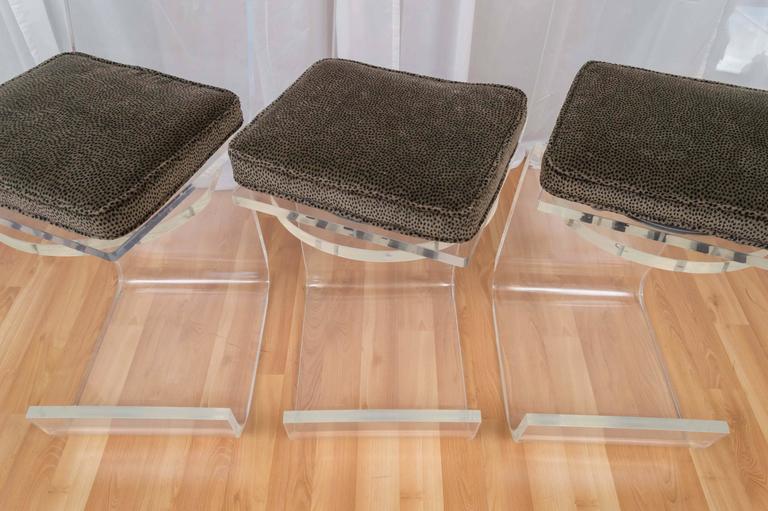 Set of 3 Lucite Swivel Counterheight Bar Stools in the Manner of Paul