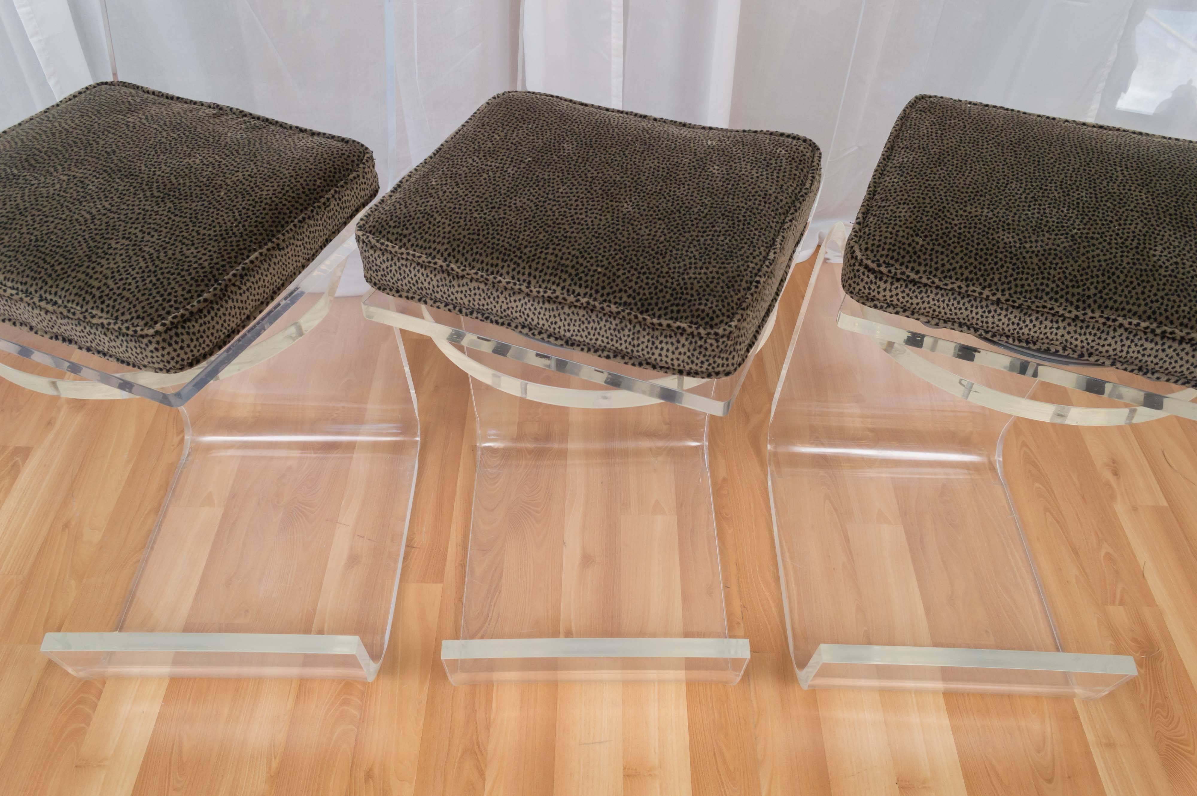 Late 20th Century Set of 3 Lucite Swivel Counter-height Bar Stools in the Manner of Paul M. Jones