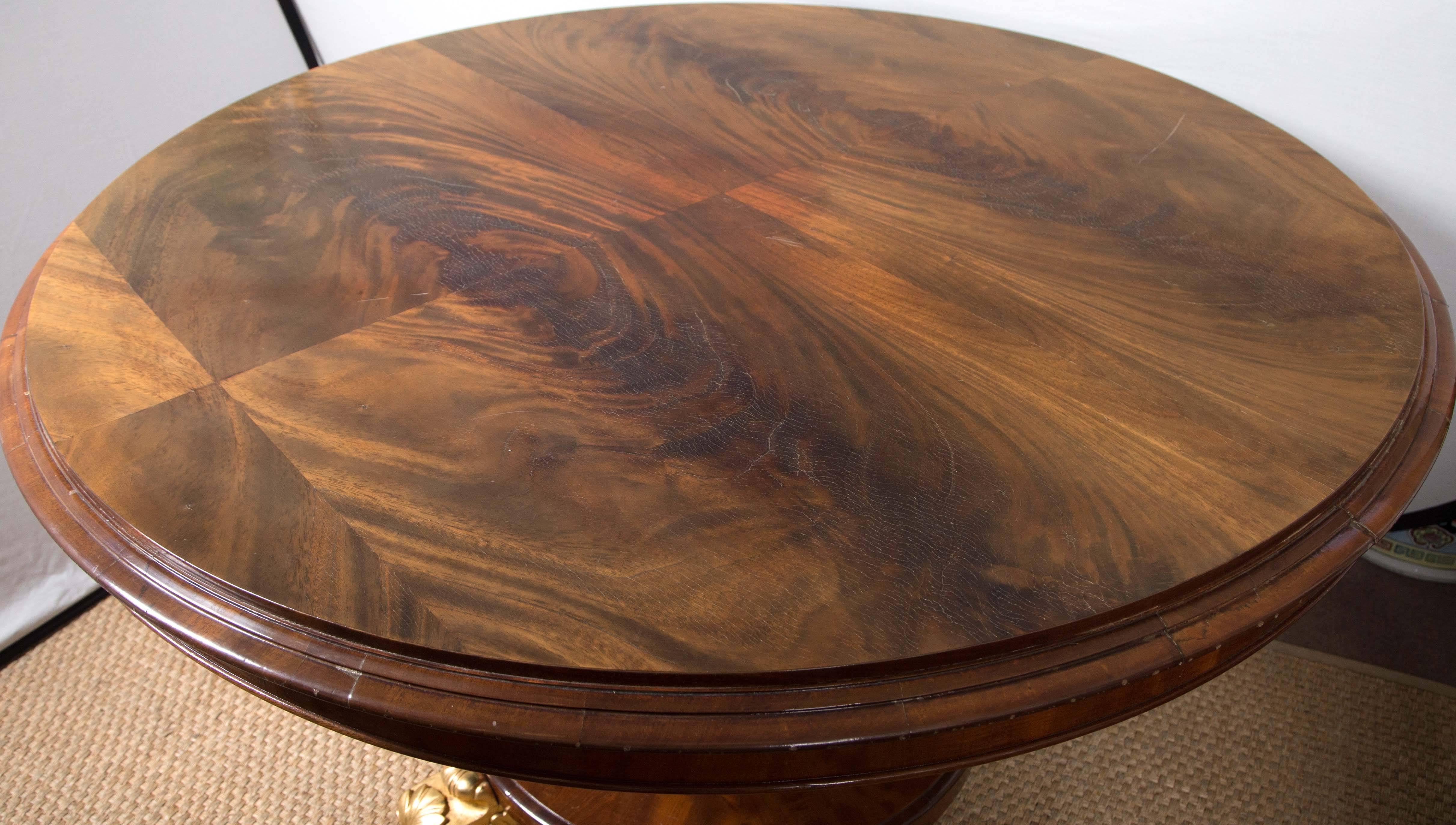 British William IV Walnut Center Table For Sale