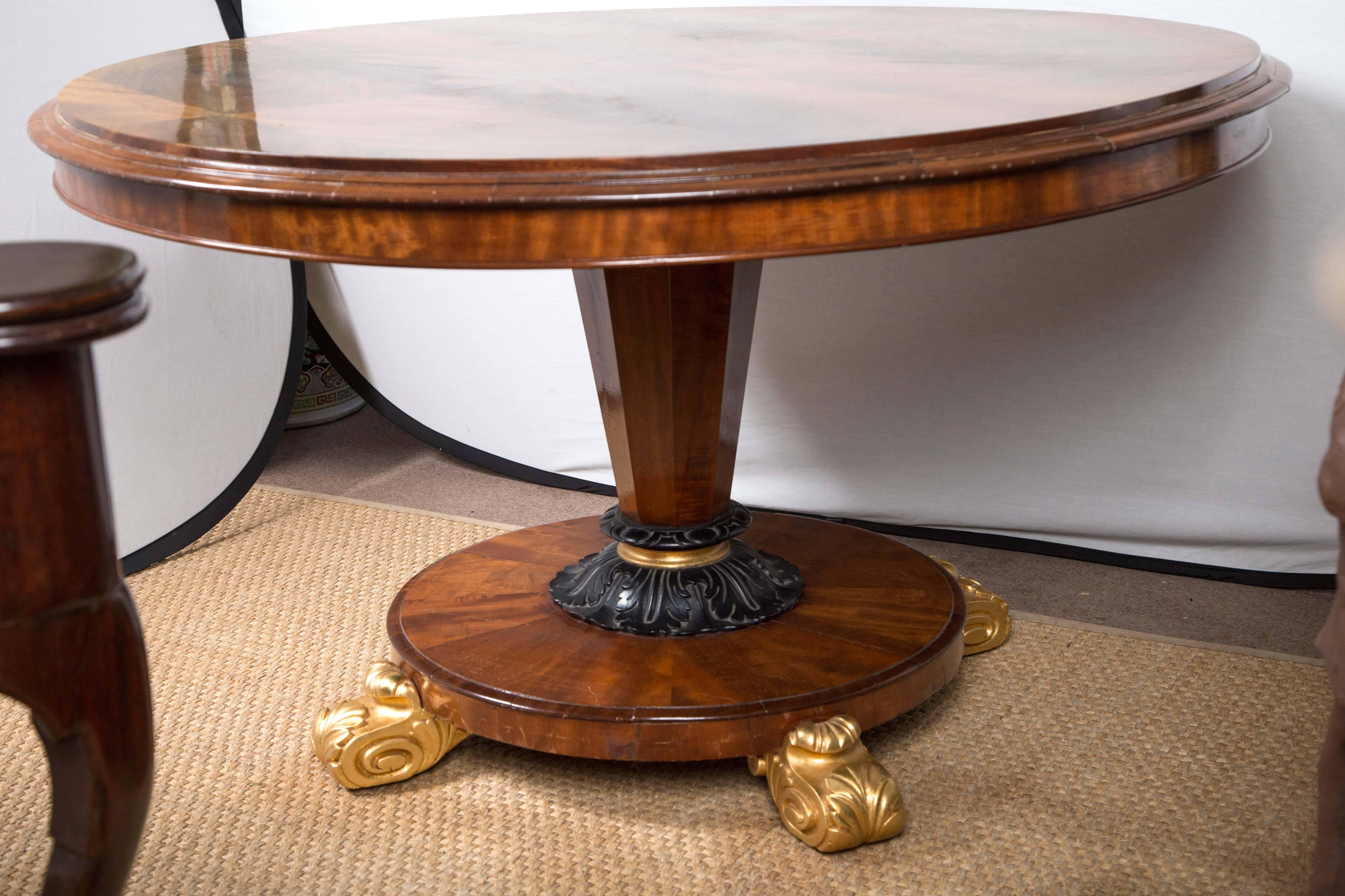 Hand-Crafted William IV Walnut Center Table For Sale