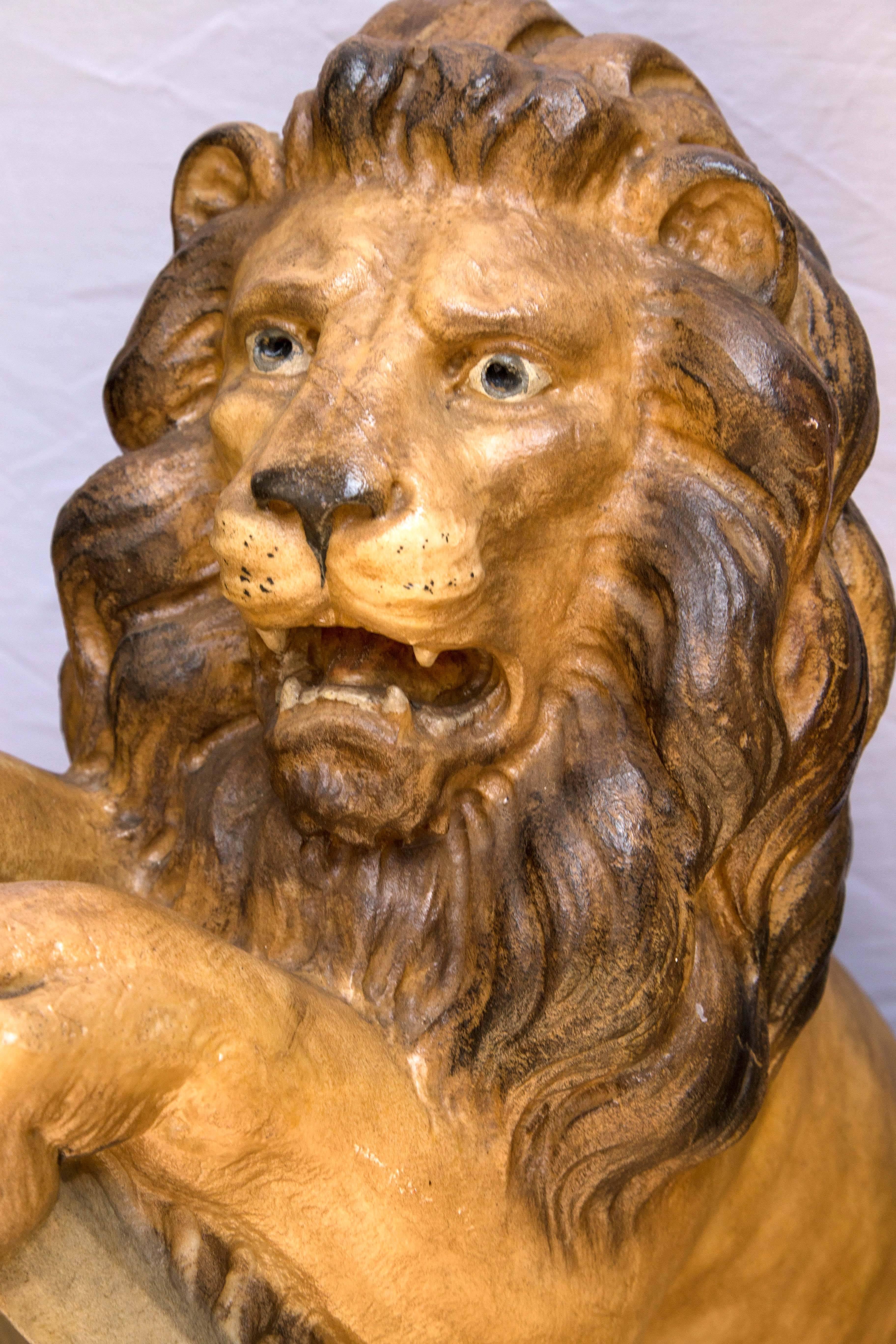 Pair of Painted Lions in Cast Stone For Sale 2