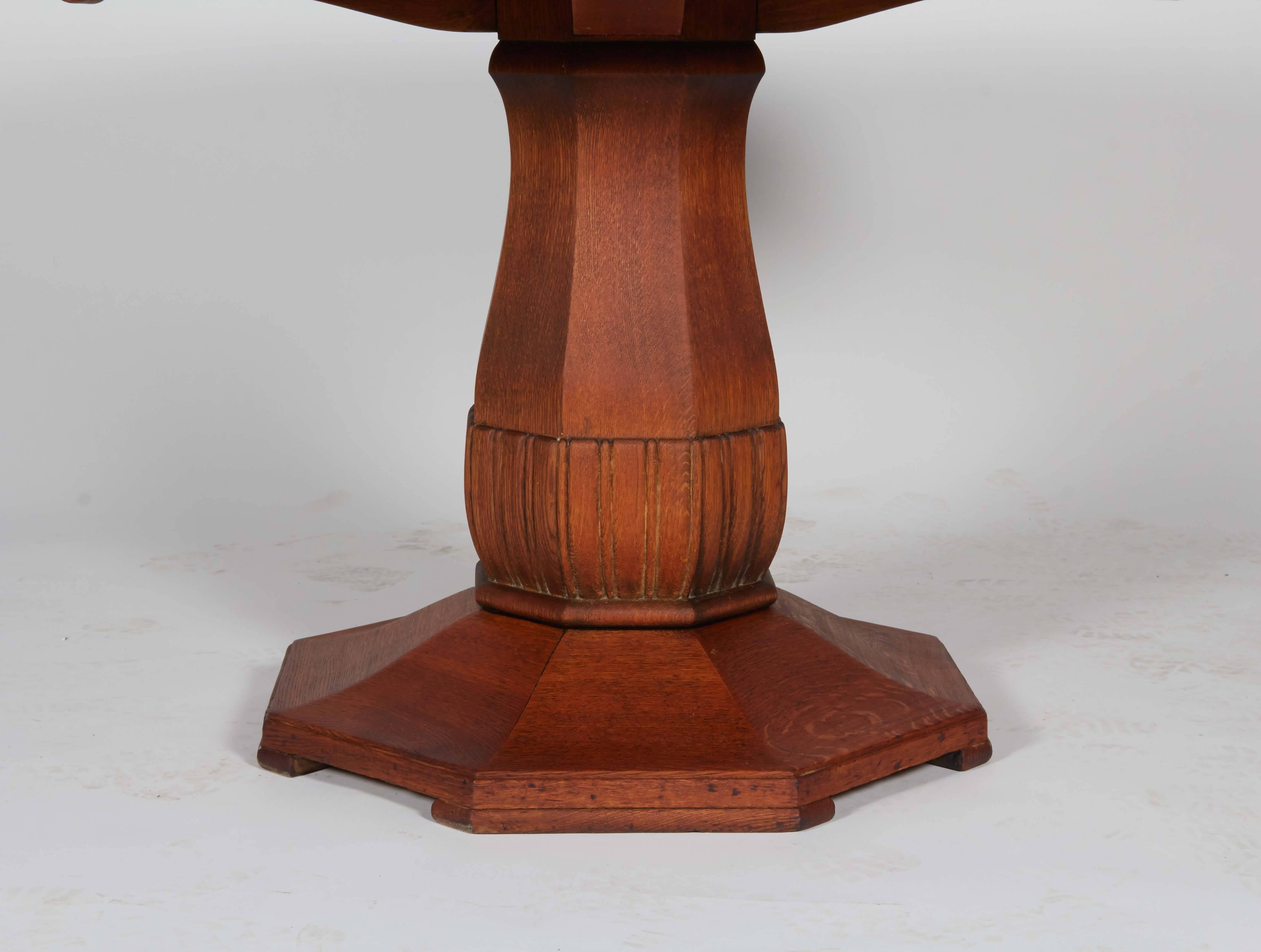 20th Century English Country House Center Table with Round Top