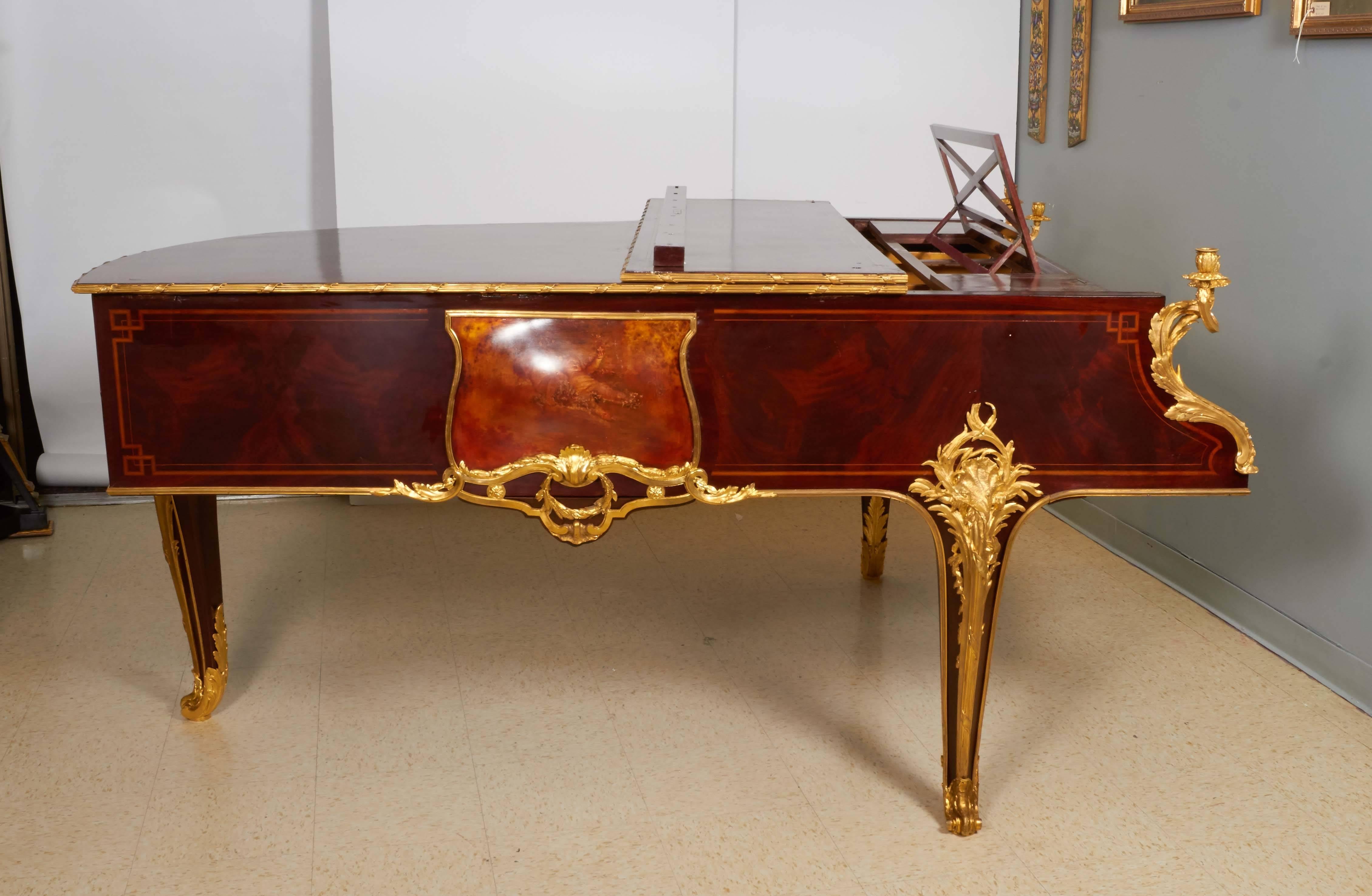 Piano français en bois de King et Vernis Martin:: monté en ormolu:: par Pleyel et Barbedienne 2