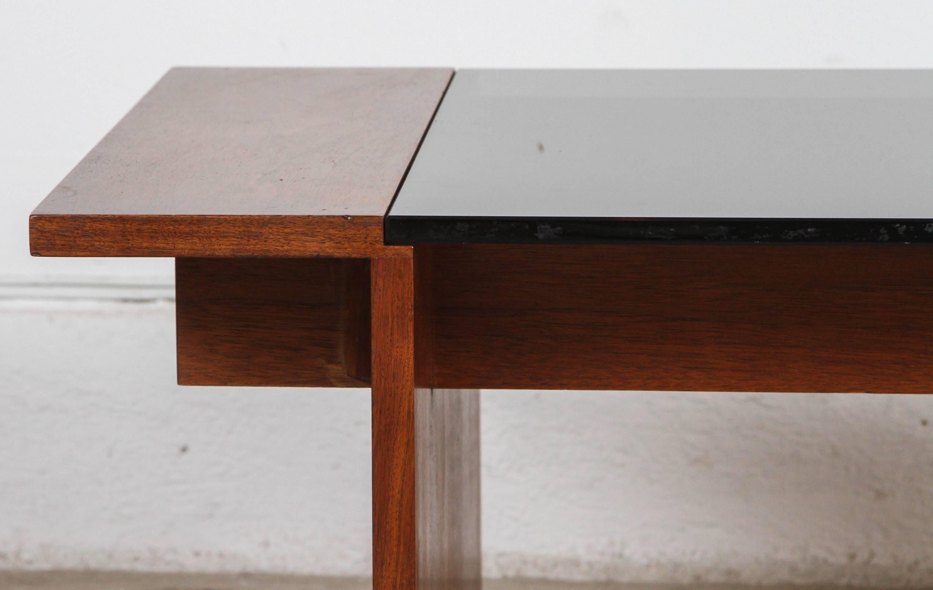 Gerald McCabe for Brown Saltman Side Table In Excellent Condition For Sale In Los Angeles, CA