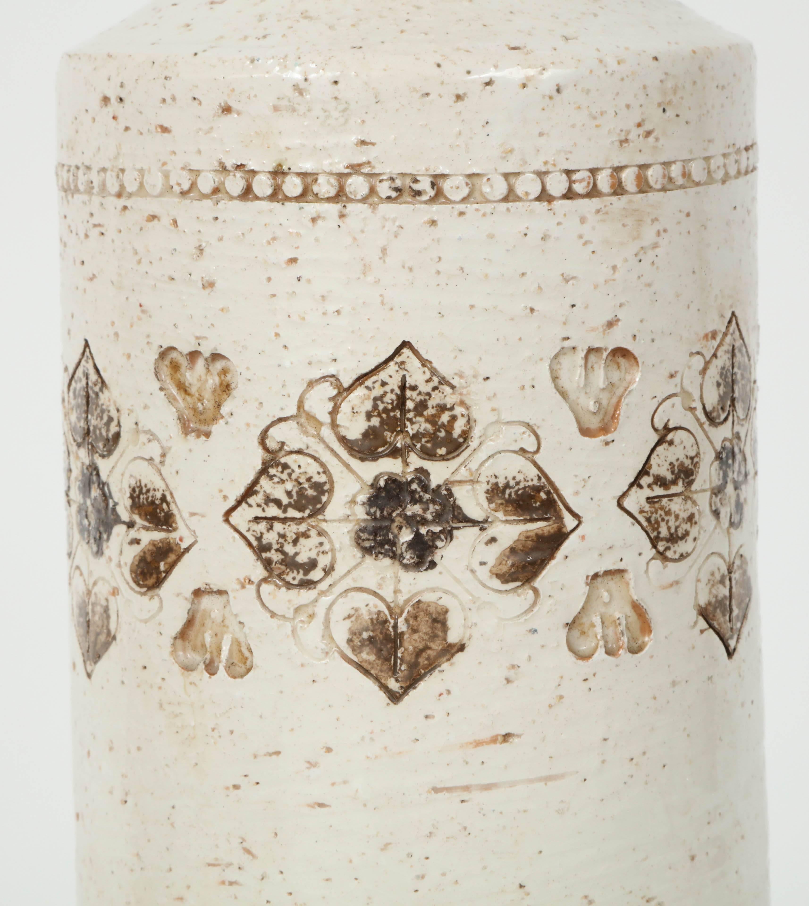 Pair of Bone White Glazed Ceramic Lamps by Bitossi 3