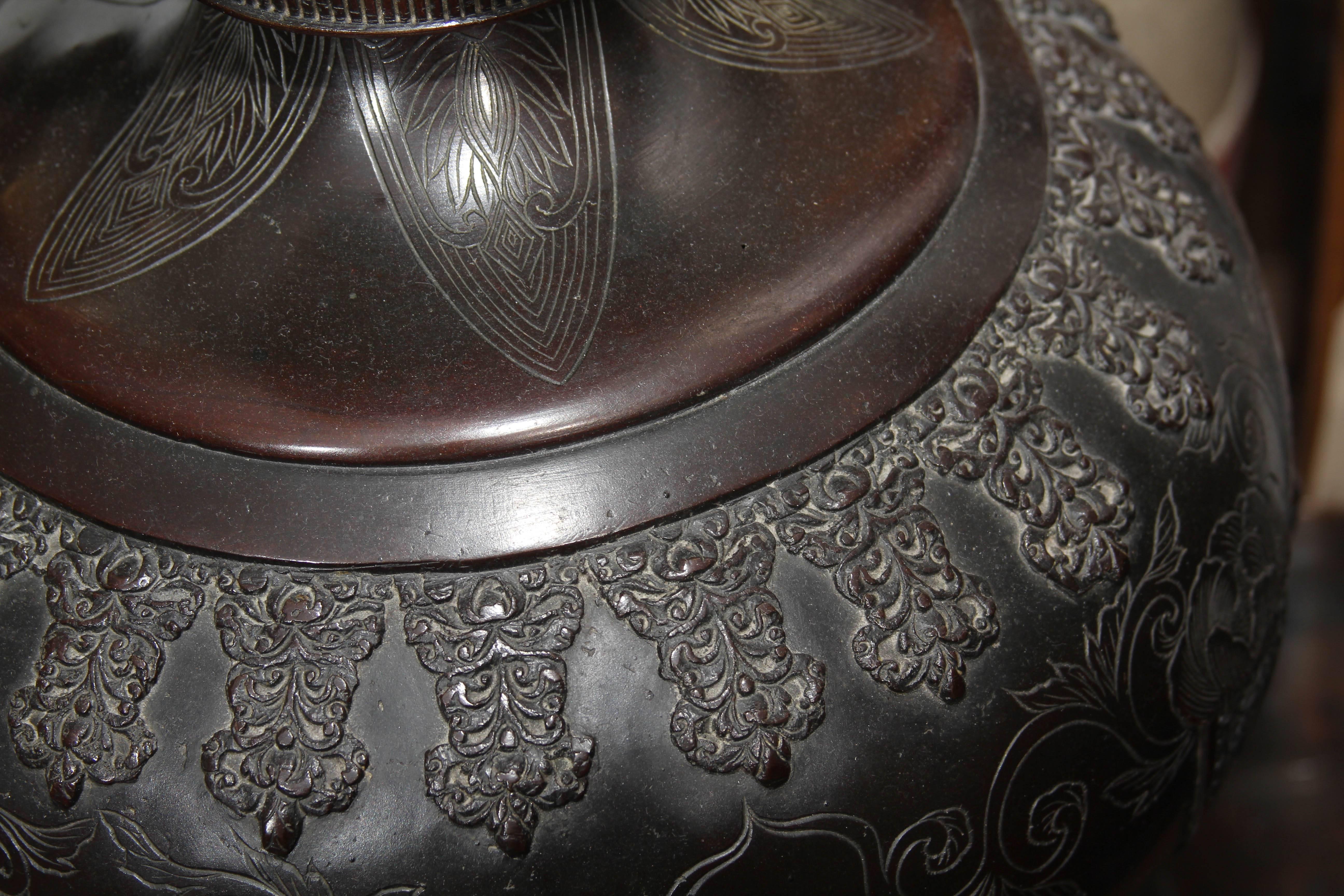 Japanese Bronze Lamp For Sale 3