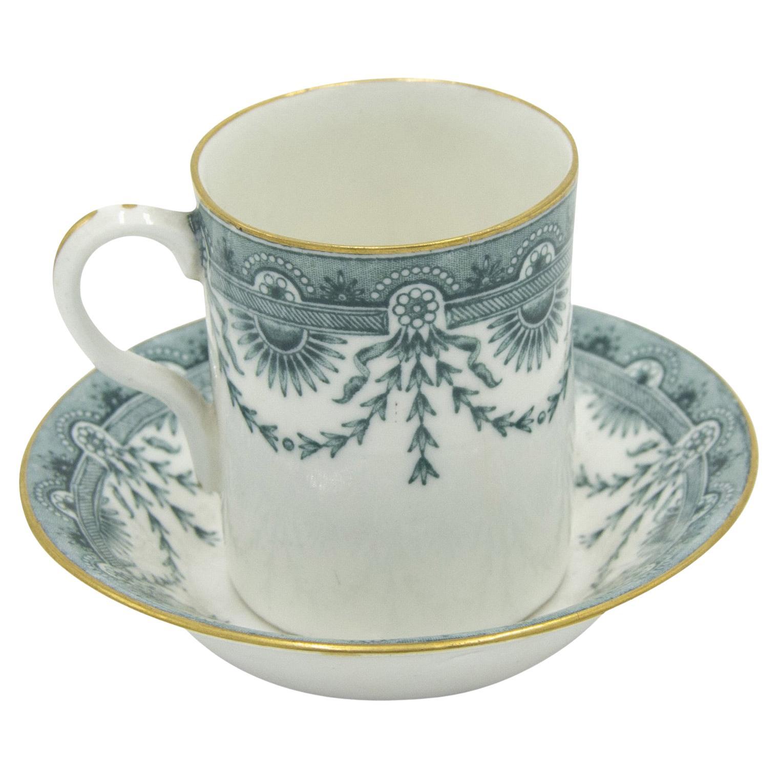Set of 5 English Victorian Worcester Porcelain Teacups and Saucers For Sale