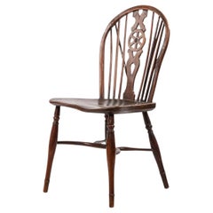 English Country Walnut Windsor Side Chair