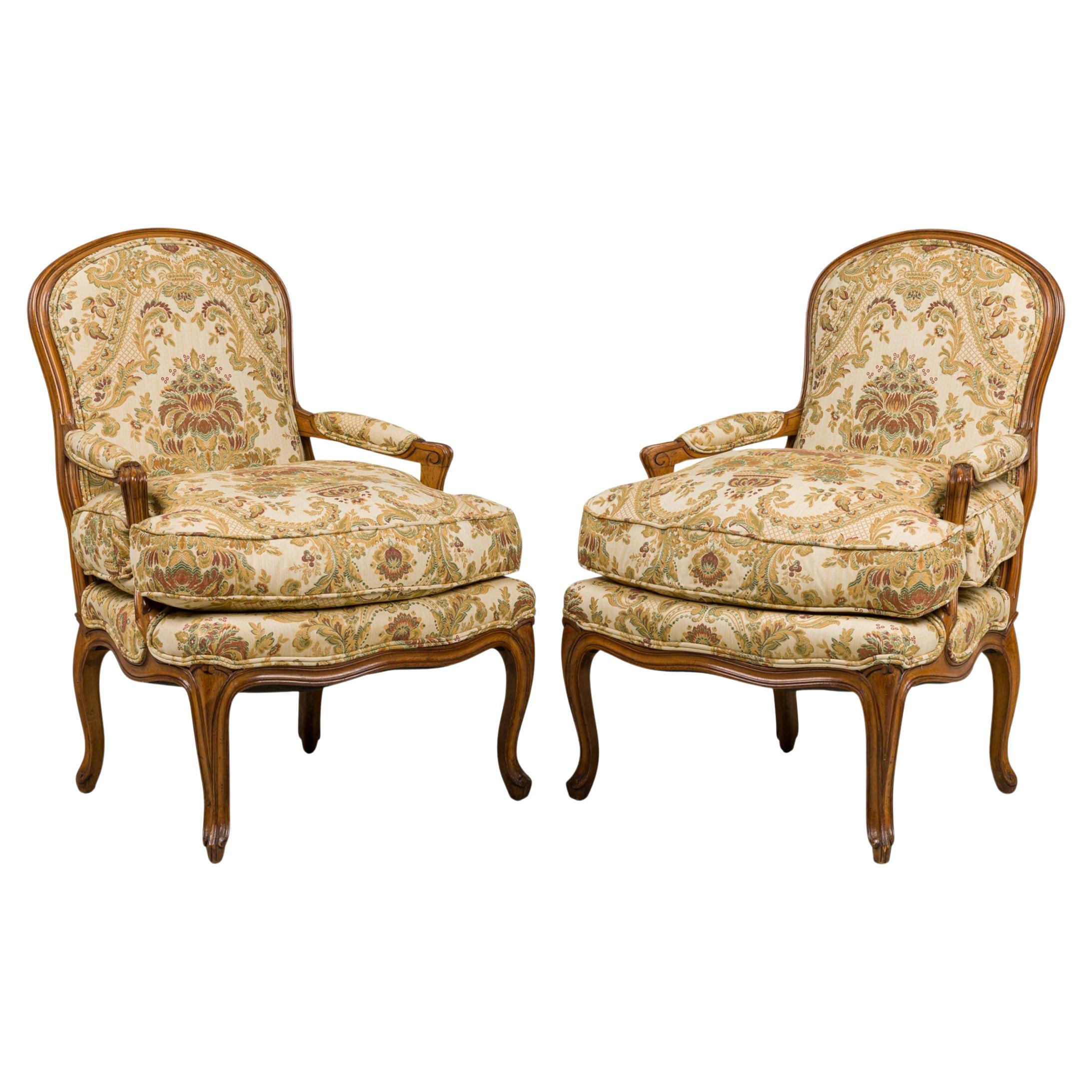 Paire de Fauteuils Louis XV Beige en vente