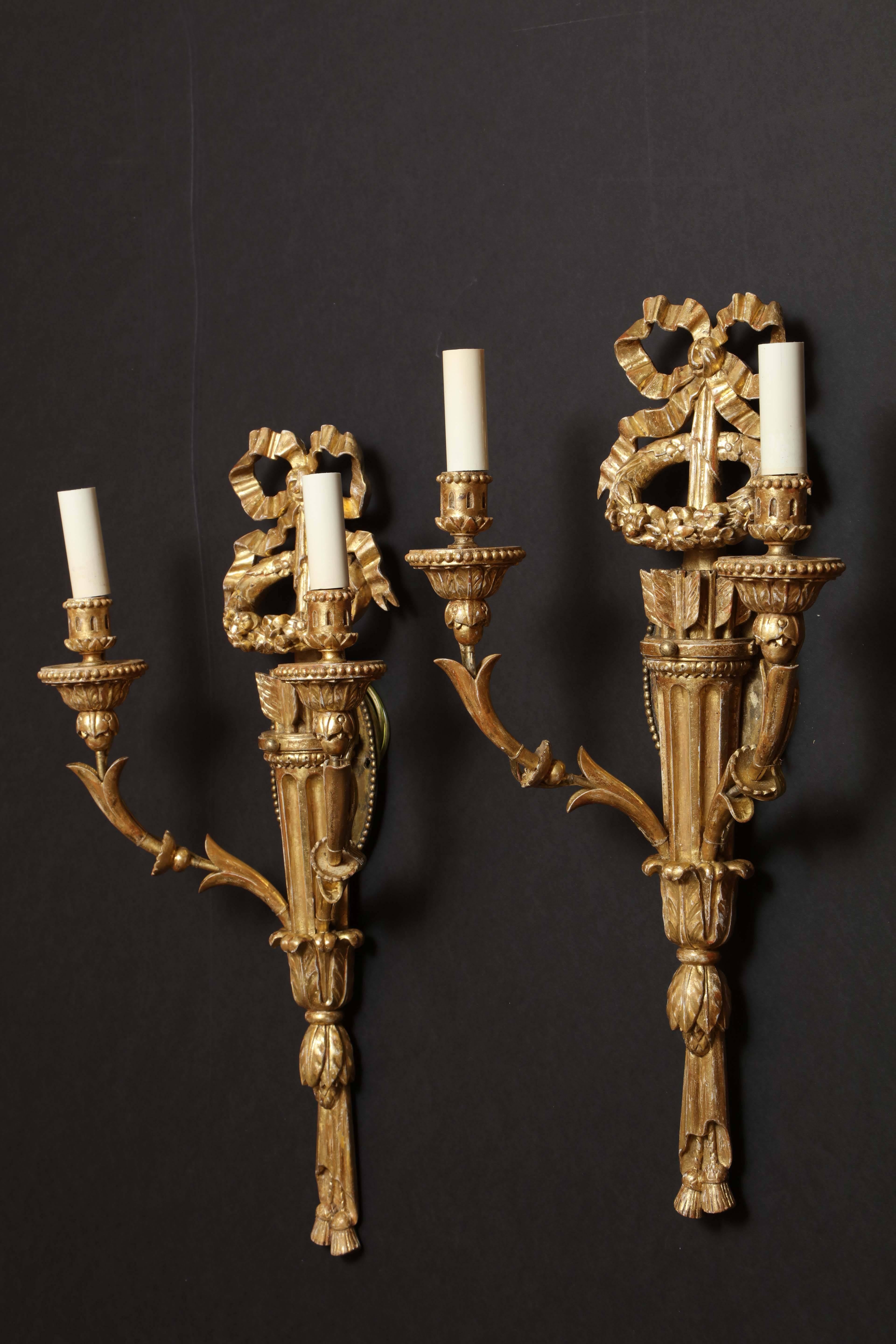 Fine Carved Giltwood Sconces For Sale 3