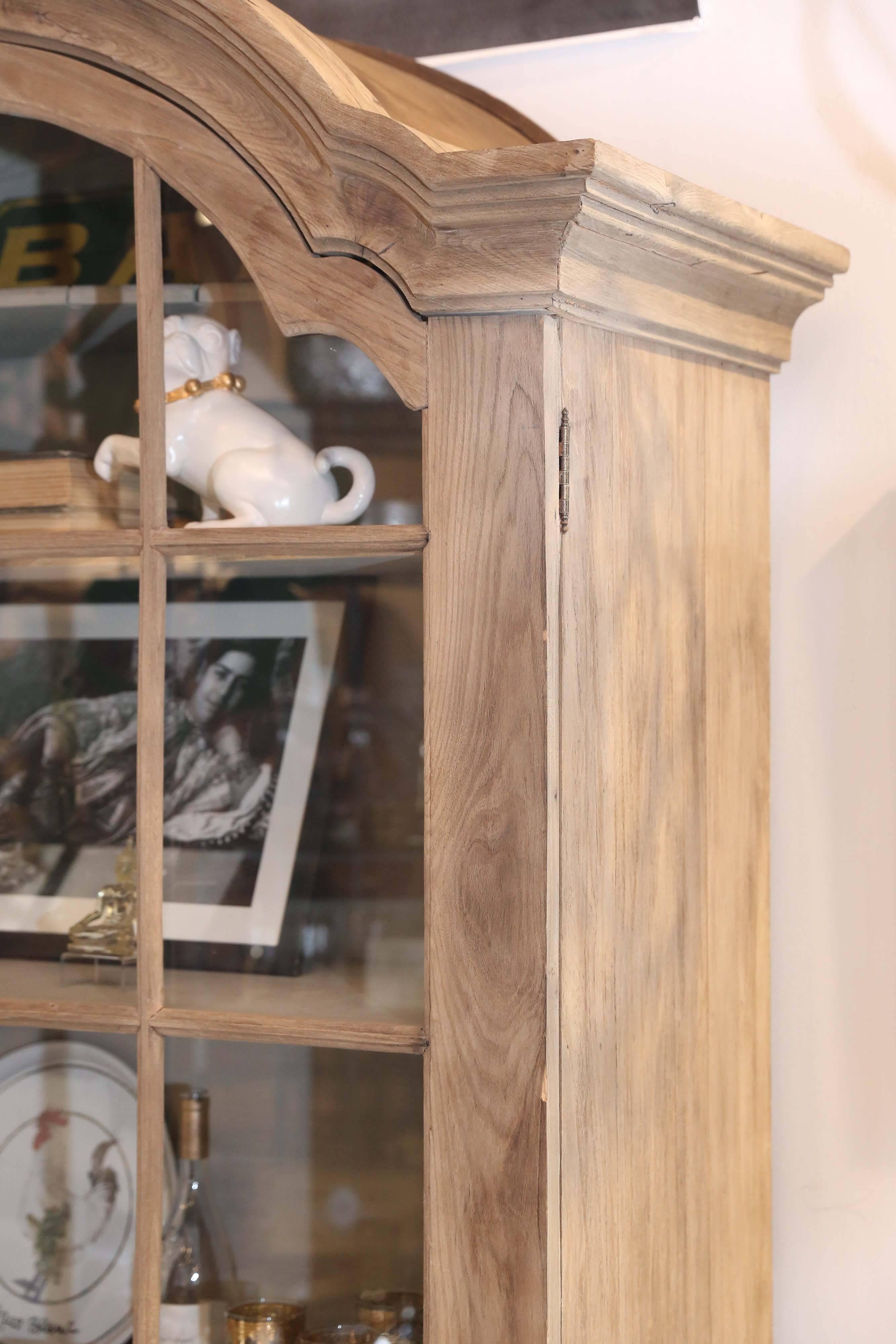 Large Distressed Hugh Cabinet Bookcase w/ Glass Pane Doors In Excellent Condition In Houston, TX