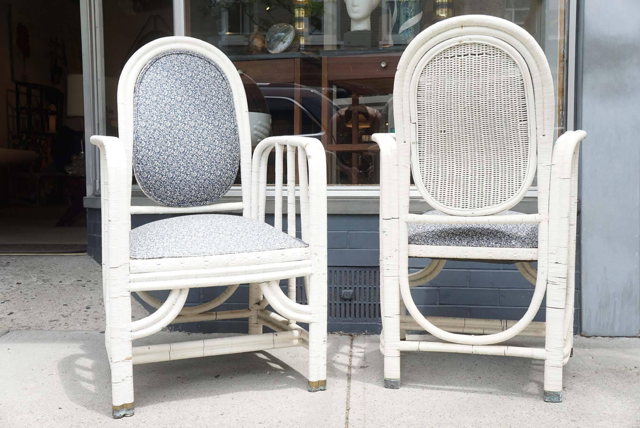 Six-Piece Set of White Wicker Furniture 1