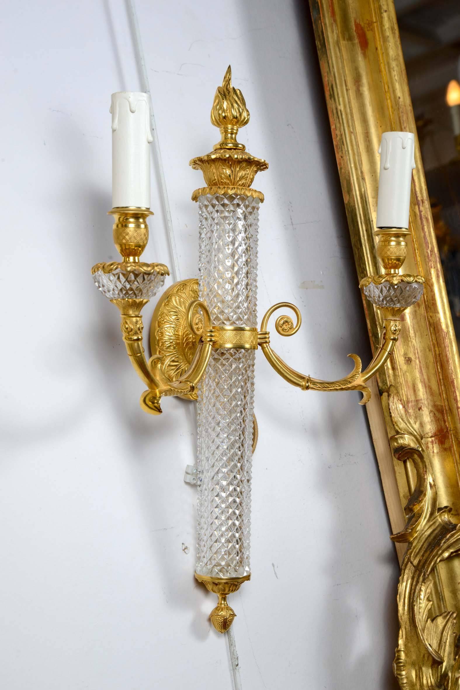 Pair of Baccarat Crystal Sconces In Excellent Condition In Paris, FR