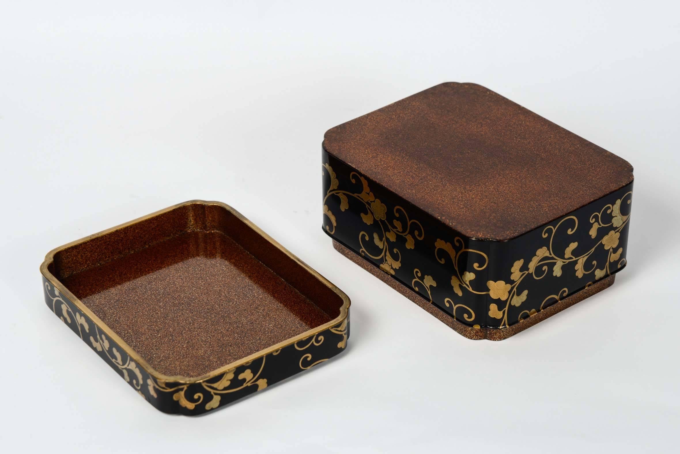 19th Century Meiji Japanese Black and Gold Lacquer Kobako (Lacquer Box) 1